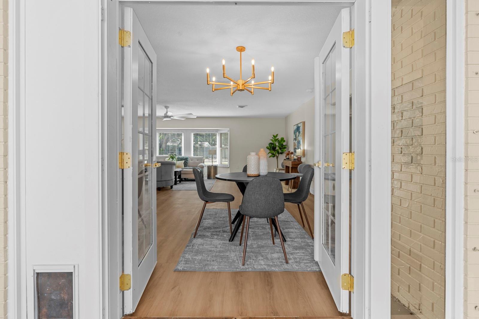 Image 21 of 68 For 4631 Sunset Boulevard