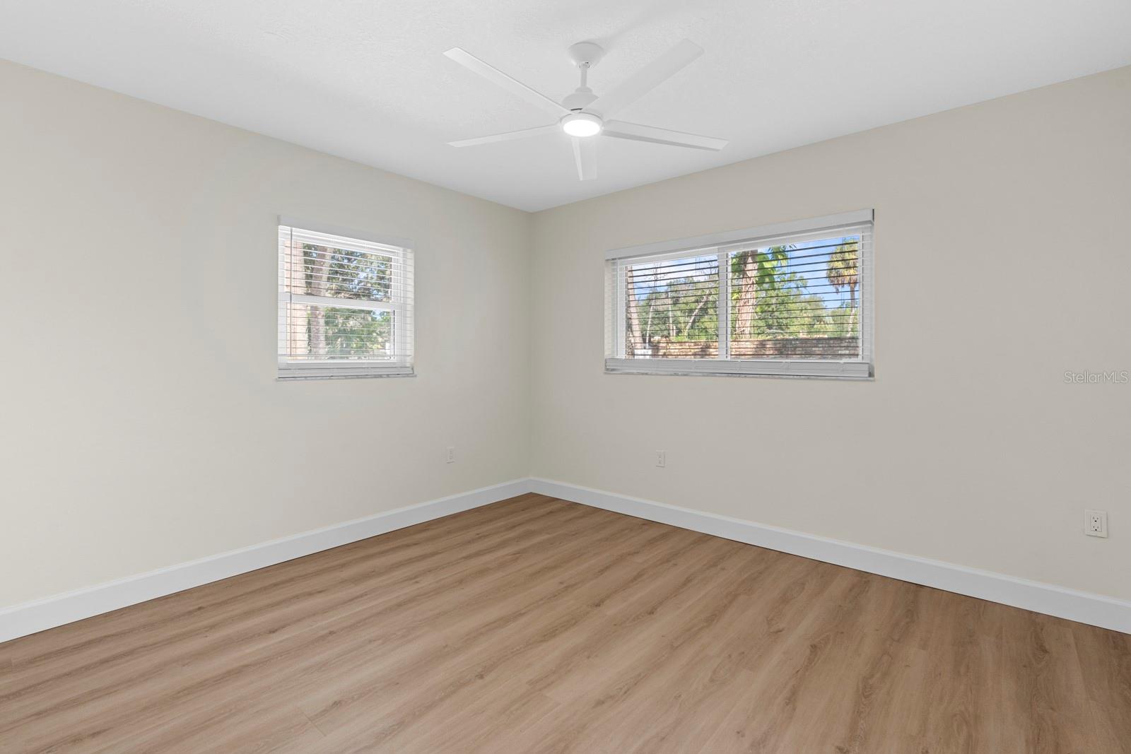 Image 38 of 68 For 4631 Sunset Boulevard