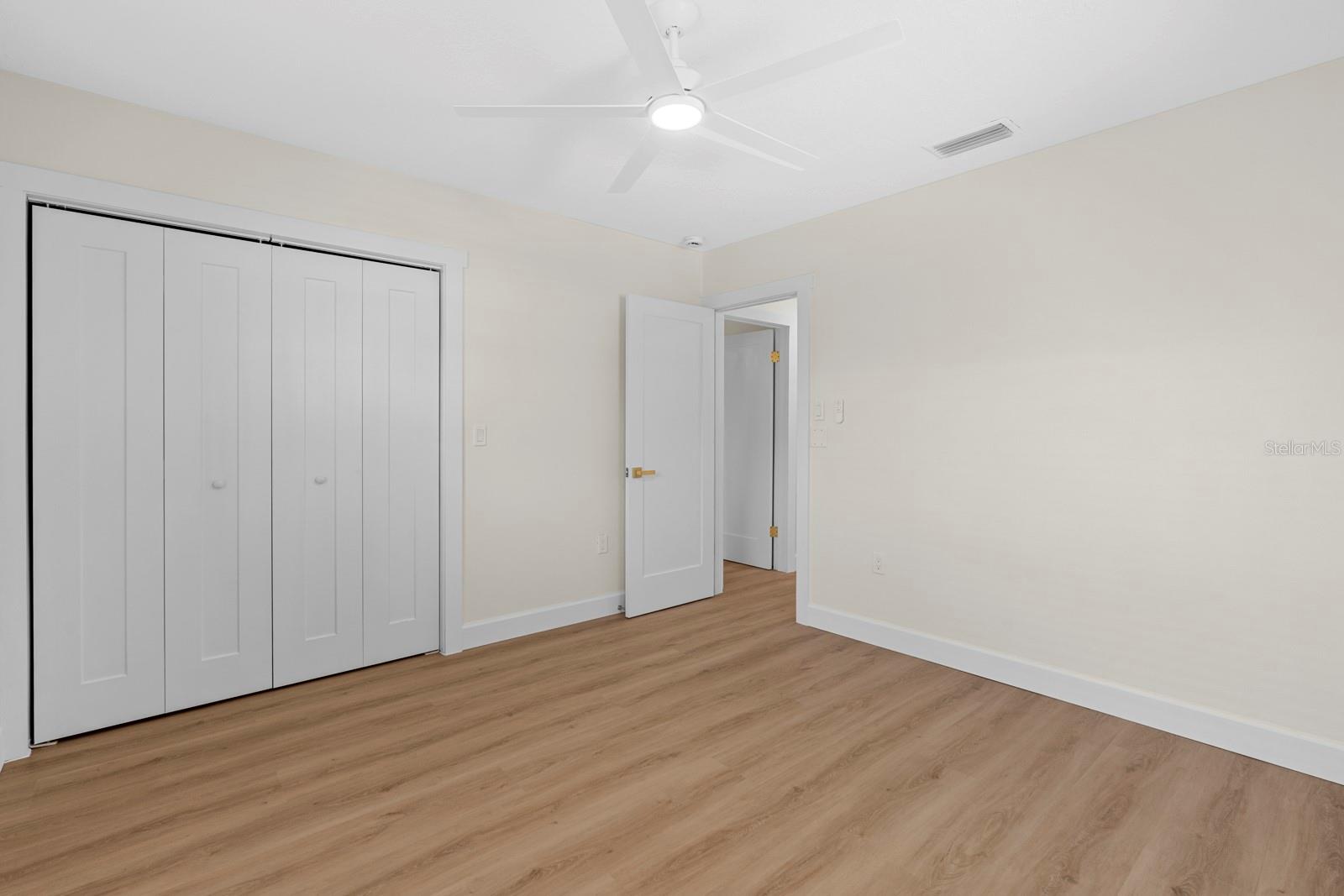 Image 42 of 68 For 4631 Sunset Boulevard