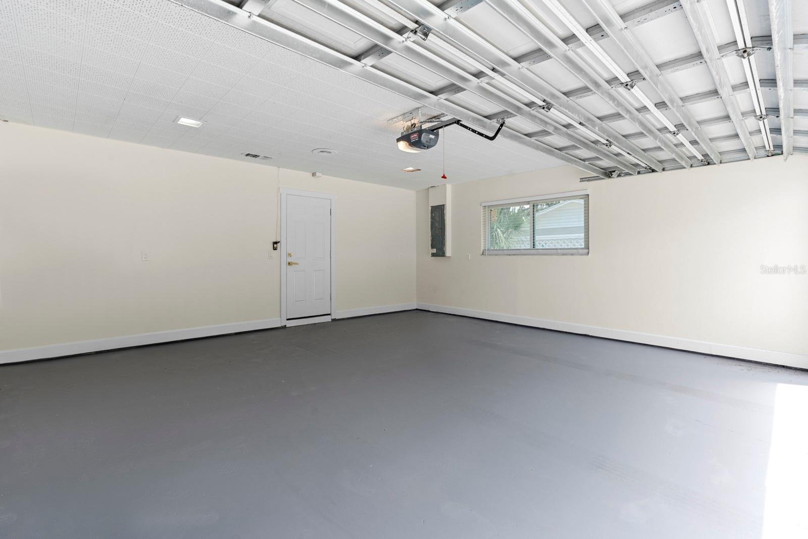 Image 44 of 68 For 4631 Sunset Boulevard