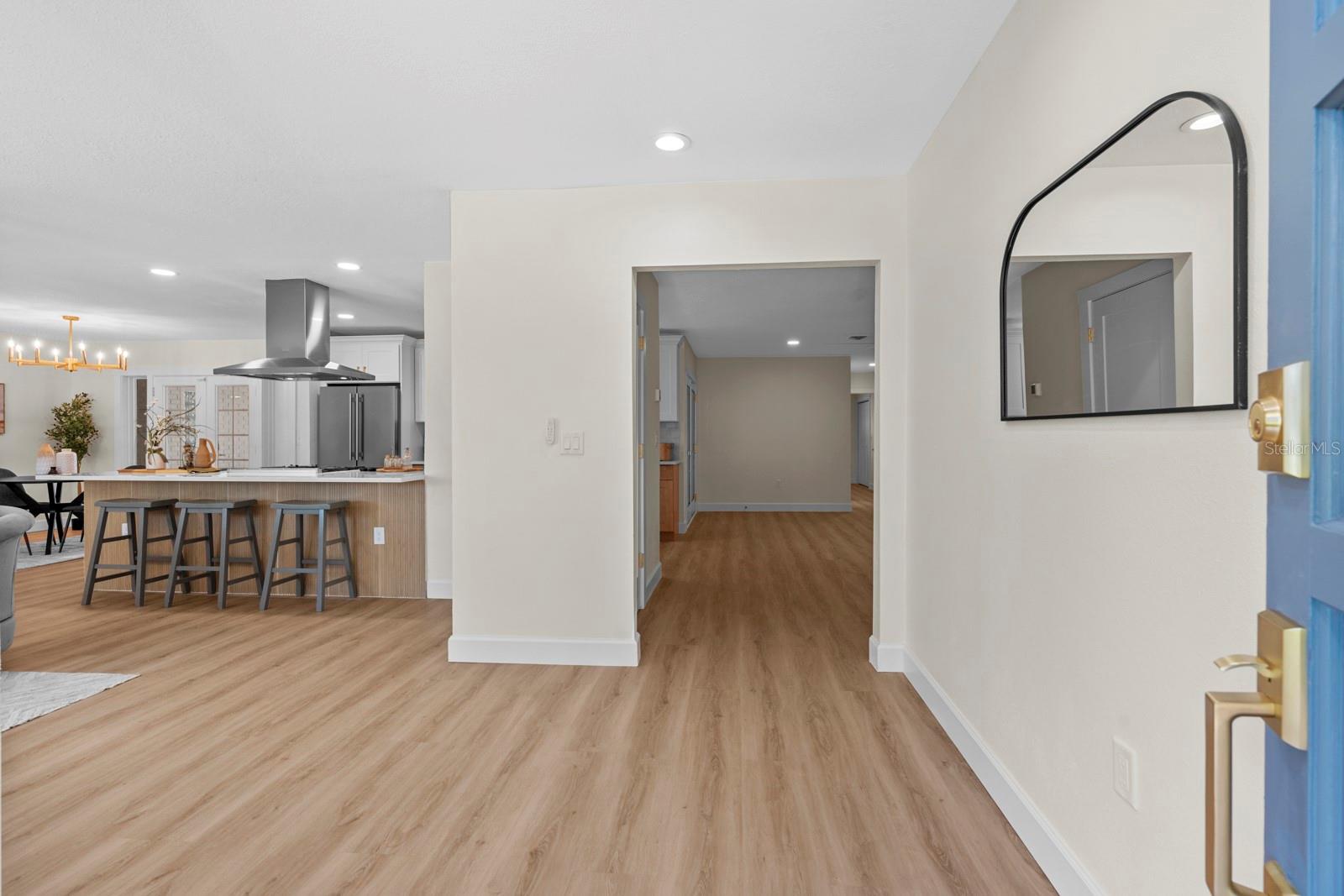 Image 5 of 68 For 4631 Sunset Boulevard