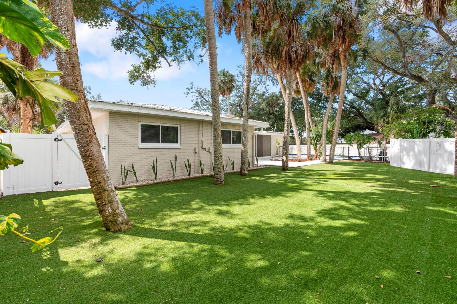 Image 57 of 68 For 4631 Sunset Boulevard