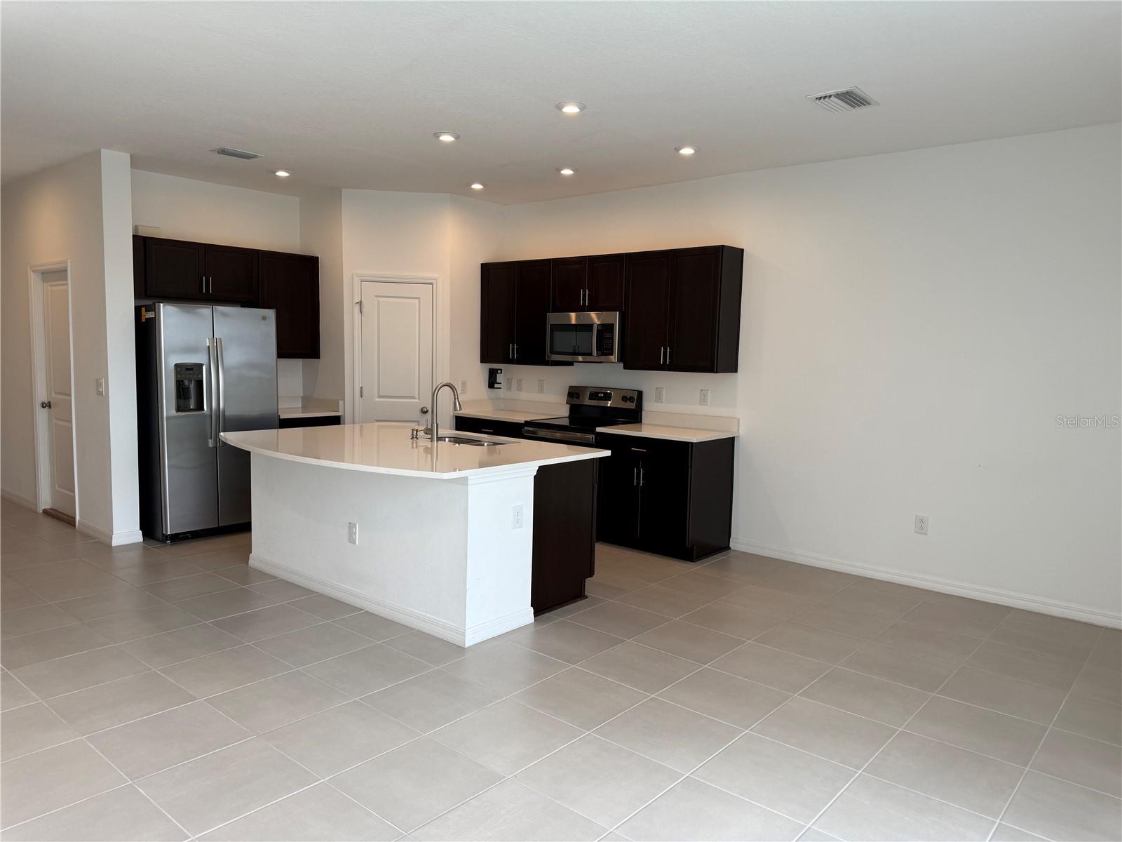 Image 3 of 18 For 2297 Alee Lane
