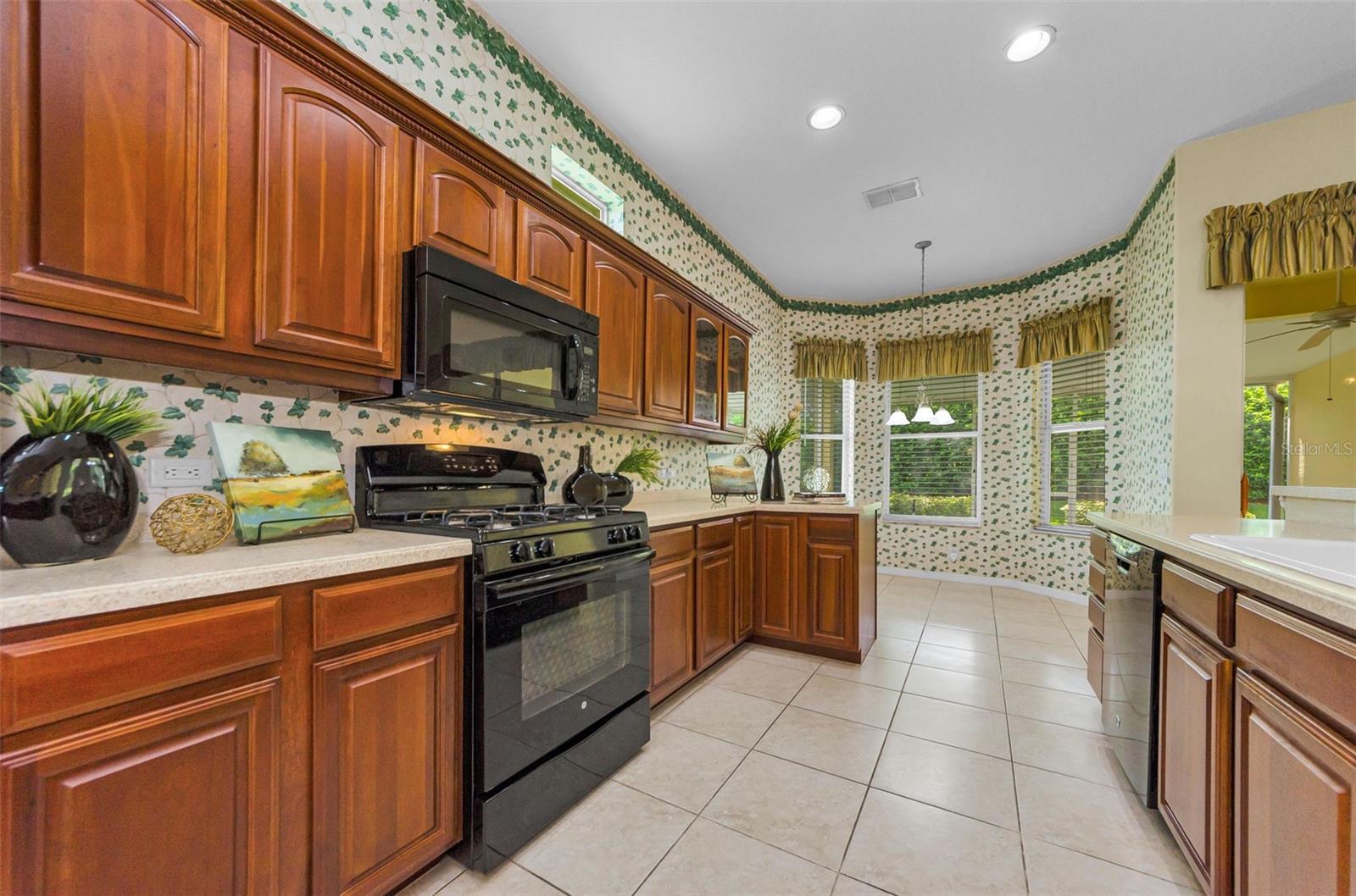 Image 16 of 47 For 10316 Sorenstam Drive