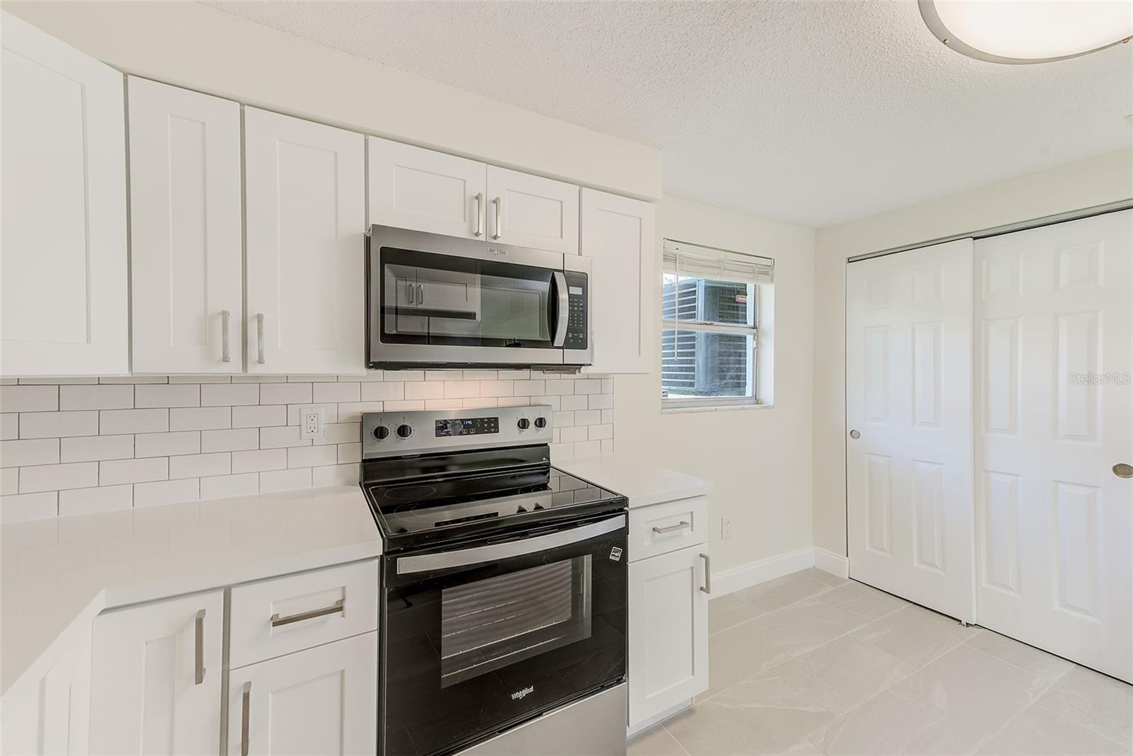 Image 13 of 29 For 178 175th Avenue E
