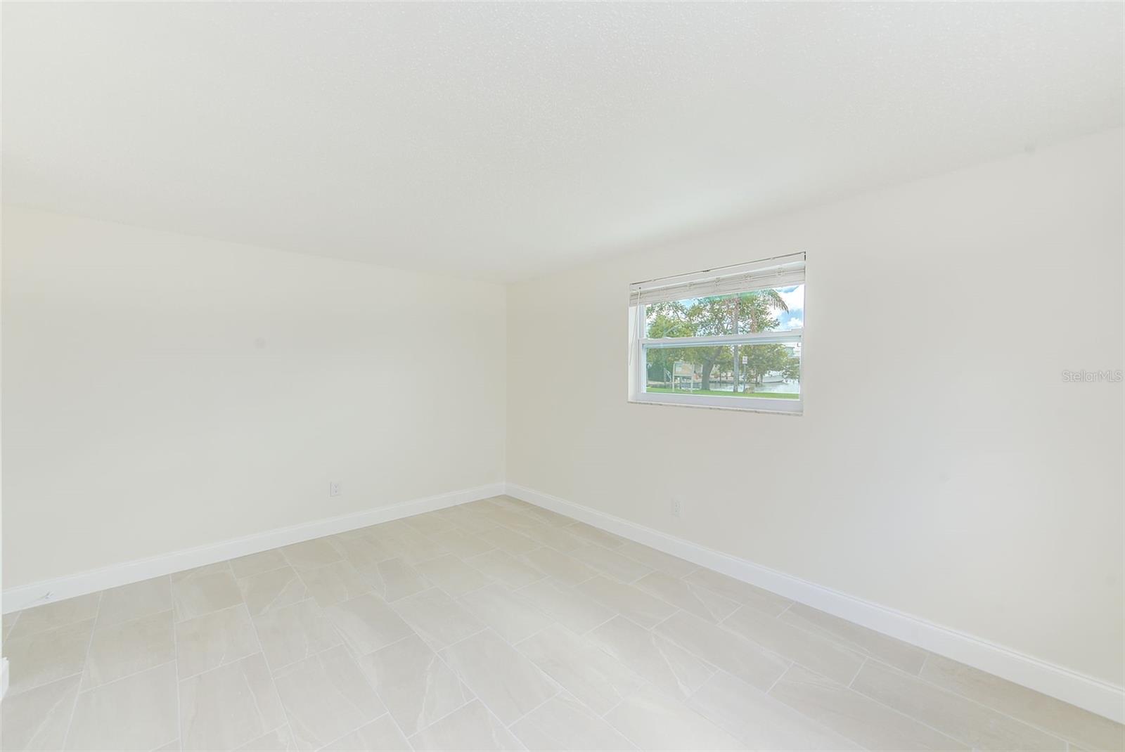 Image 20 of 29 For 178 175th Avenue E