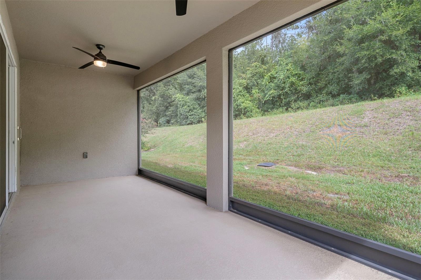 Image 21 of 50 For 12735 Eastpointe Drive