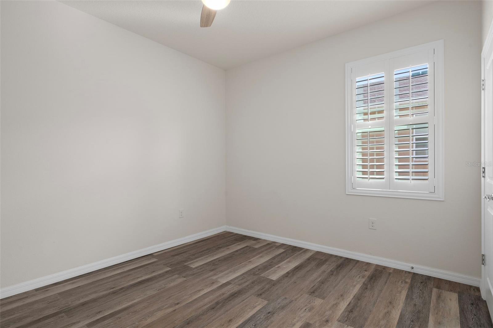 Image 35 of 50 For 12735 Eastpointe Drive