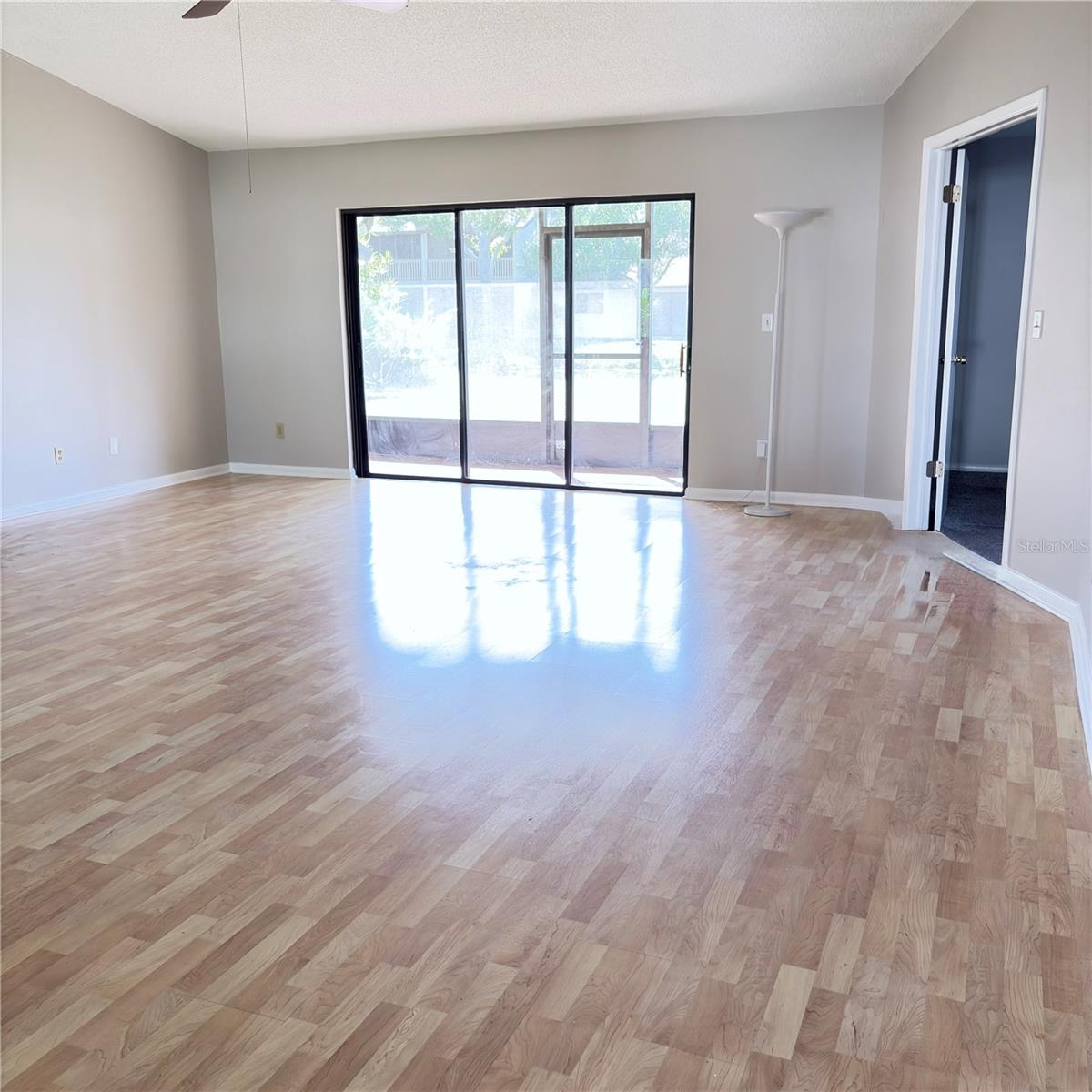 Image 16 of 30 For 1922 Whitney Way