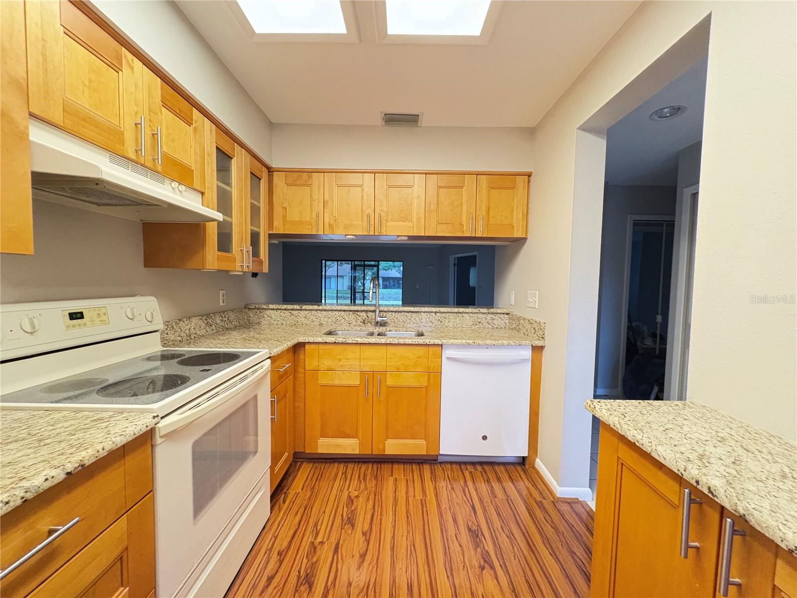 Image 8 of 30 For 1922 Whitney Way