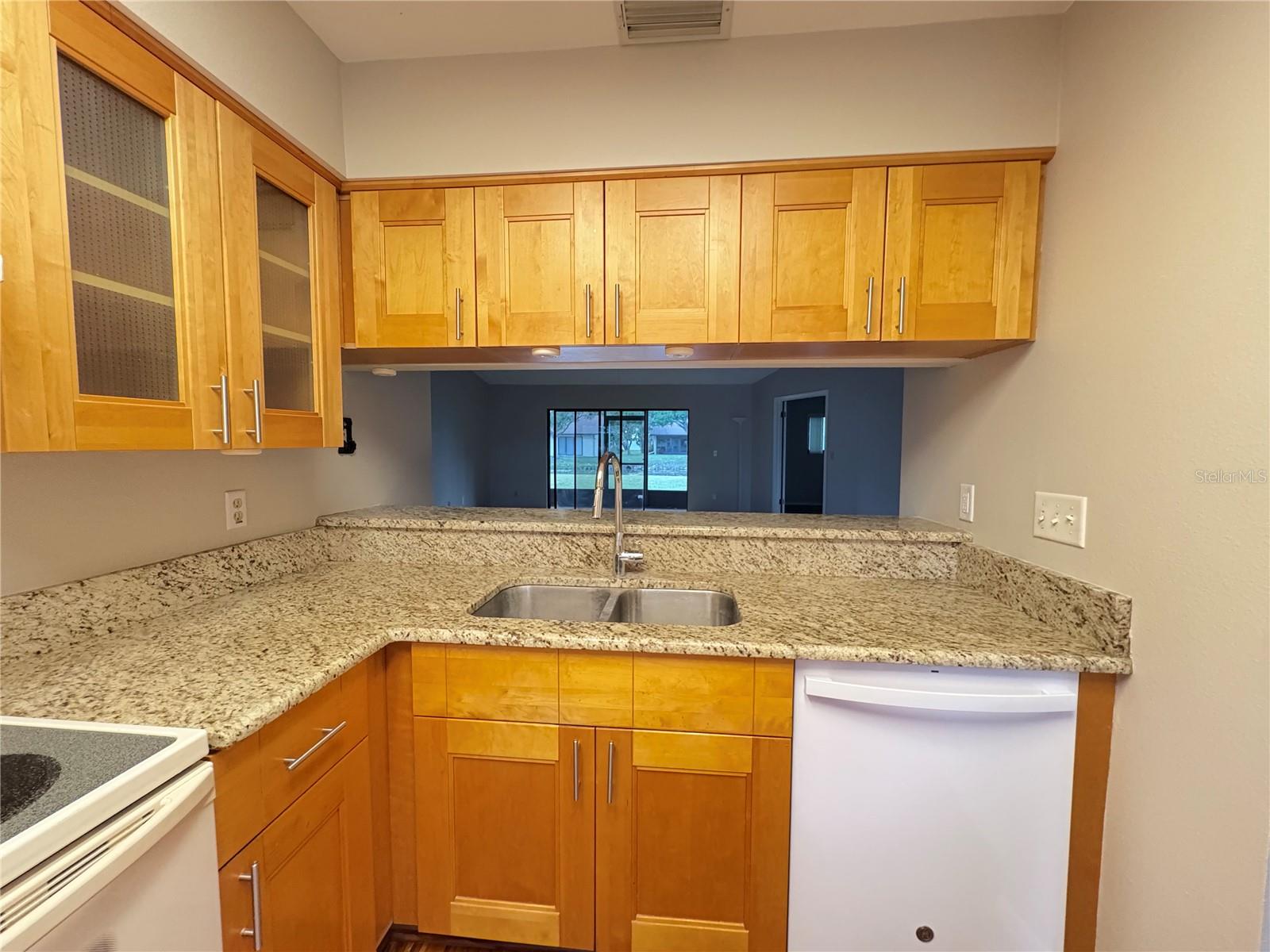 Image 9 of 30 For 1922 Whitney Way