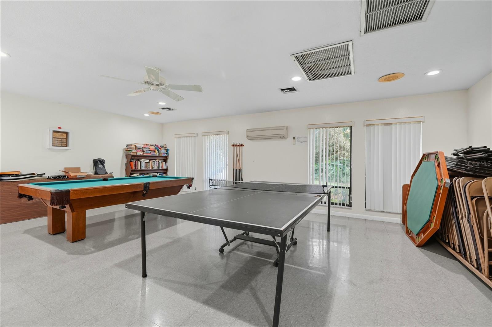 Image 25 of 29 For 2400 Winding Creek Boulevard 9-202