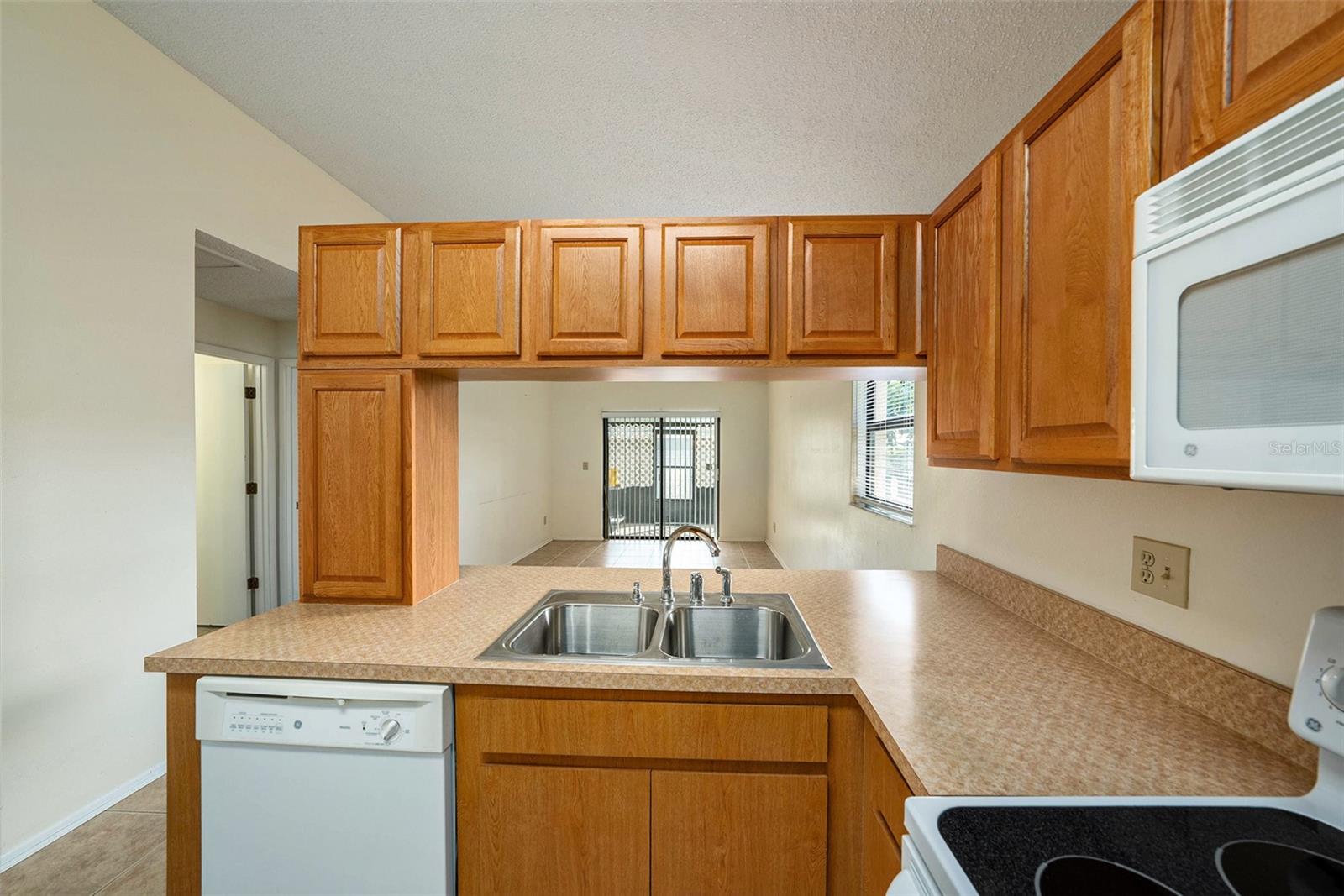 Image 11 of 26 For 9520 Baytree Court