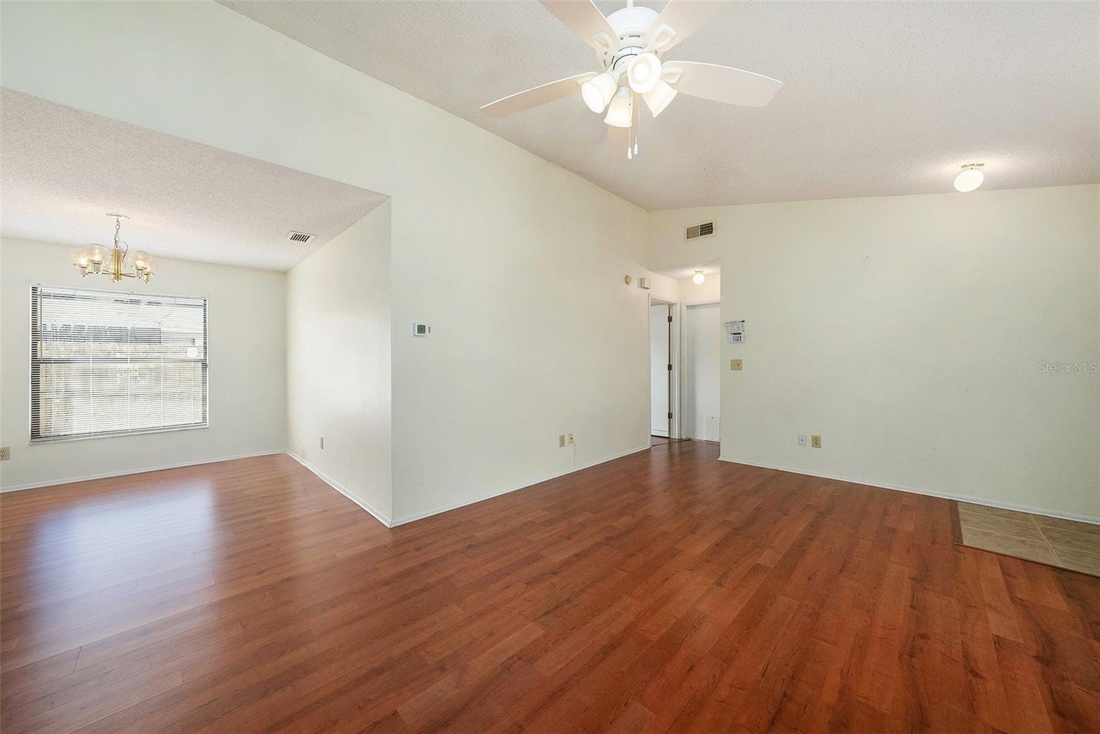 Image 6 of 26 For 9520 Baytree Court