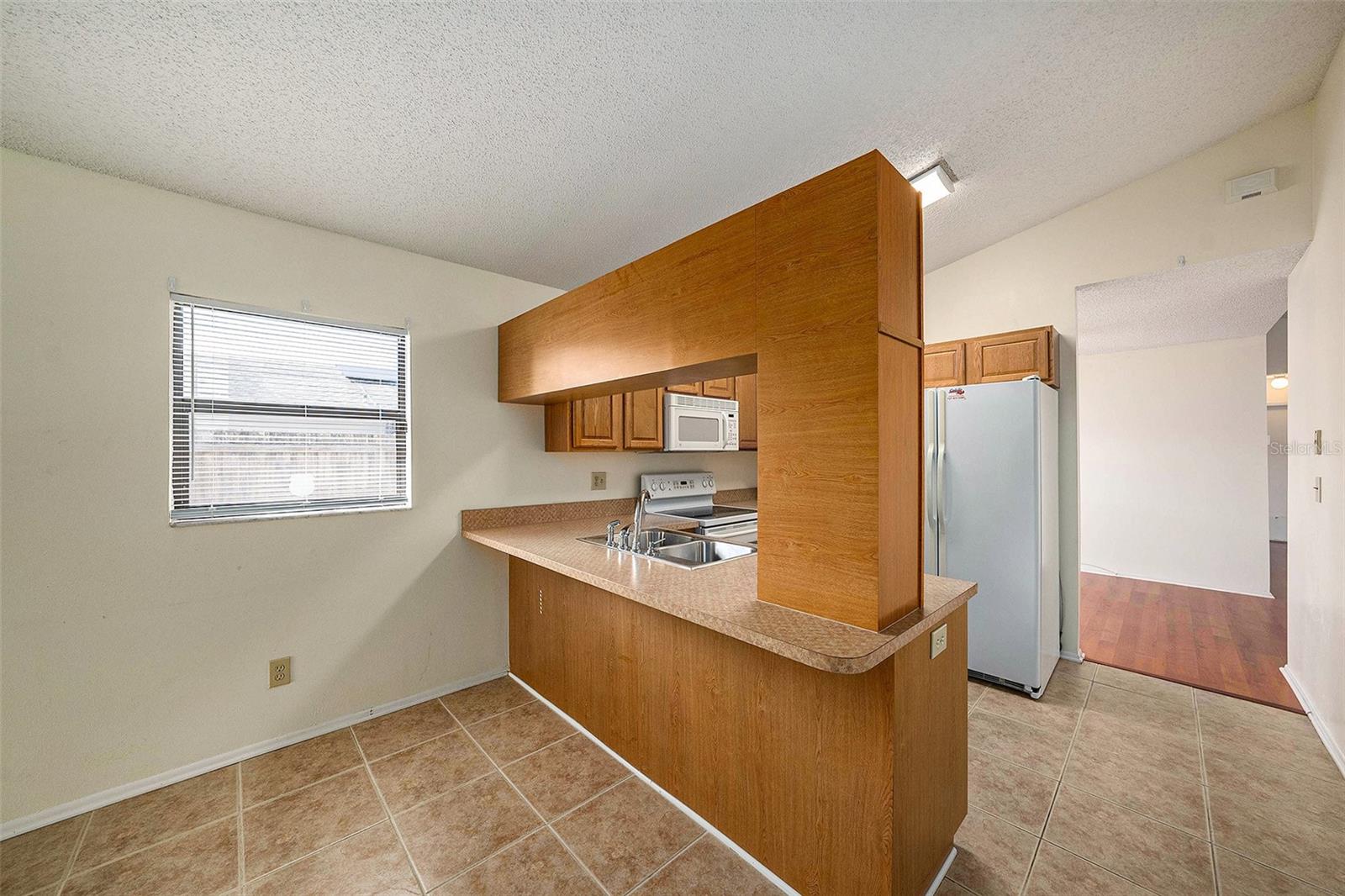 Image 9 of 26 For 9520 Baytree Court