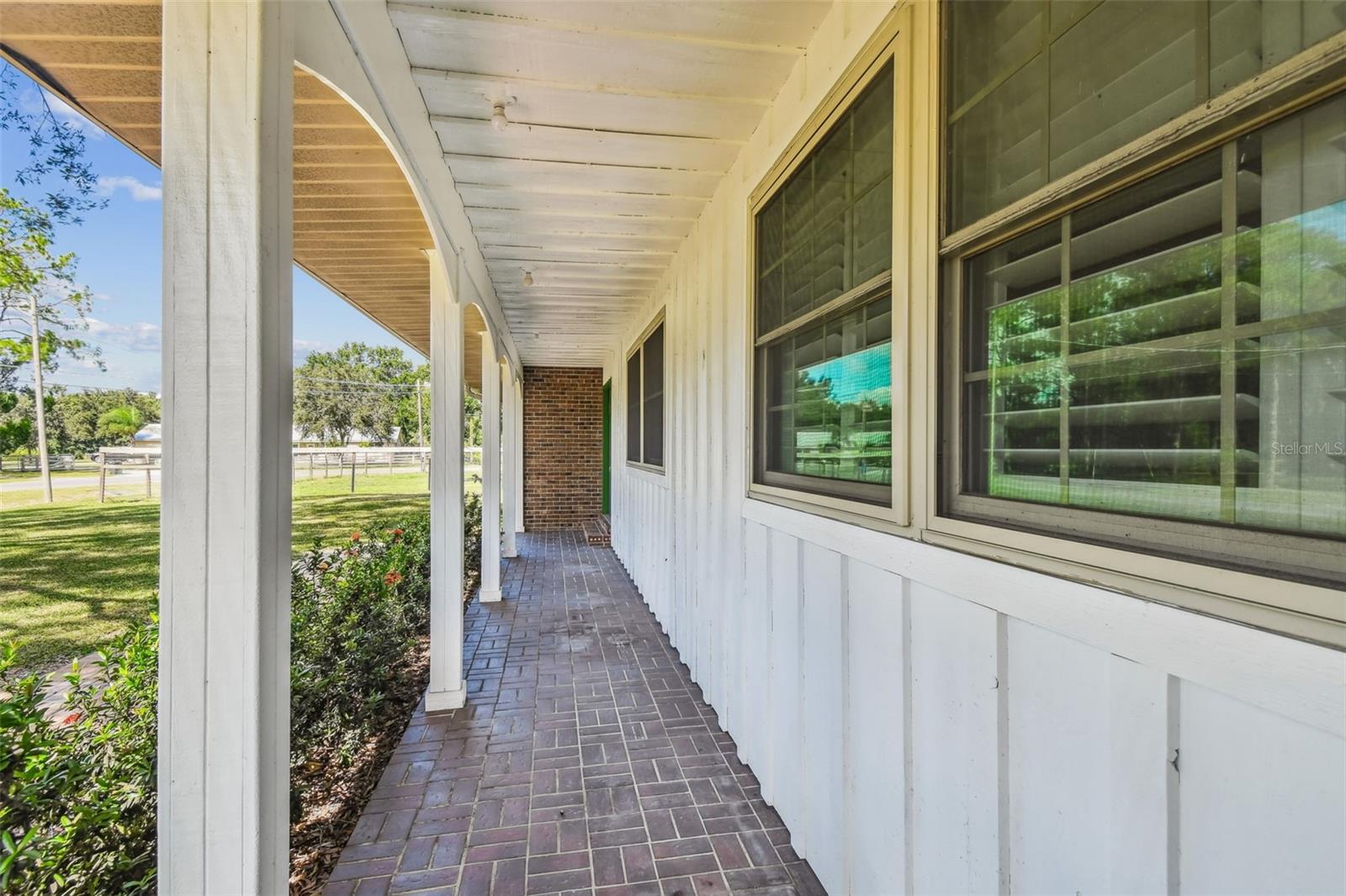 Image 11 of 98 For 10725 Dixon Drive