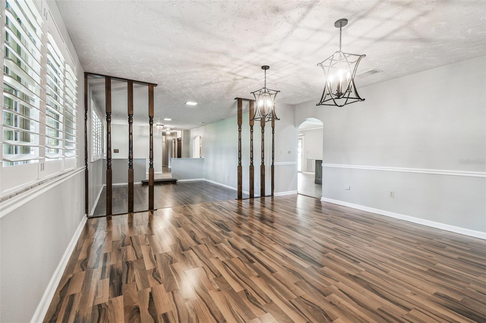 Image 15 of 98 For 10725 Dixon Drive