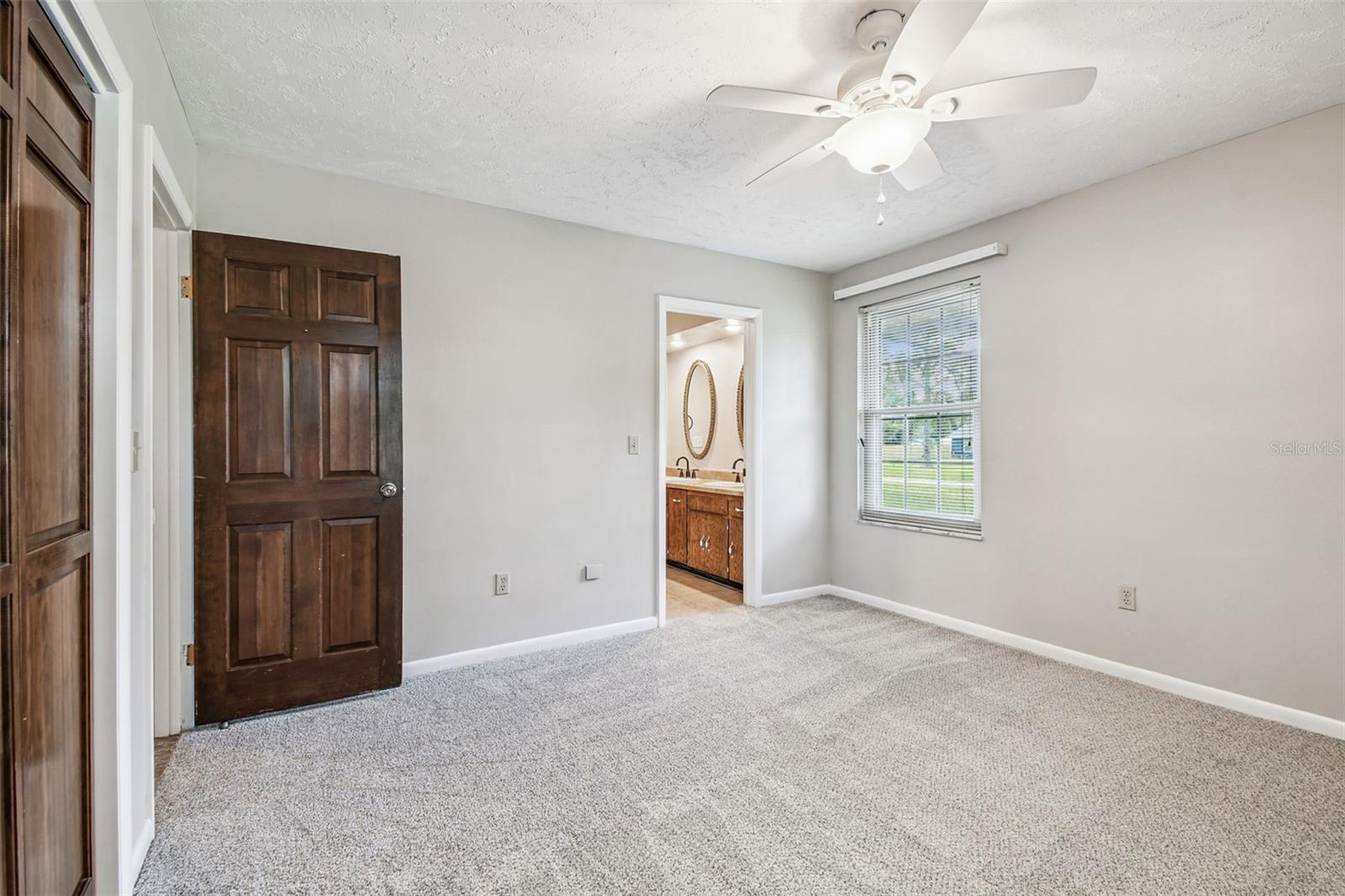 Image 29 of 98 For 10725 Dixon Drive