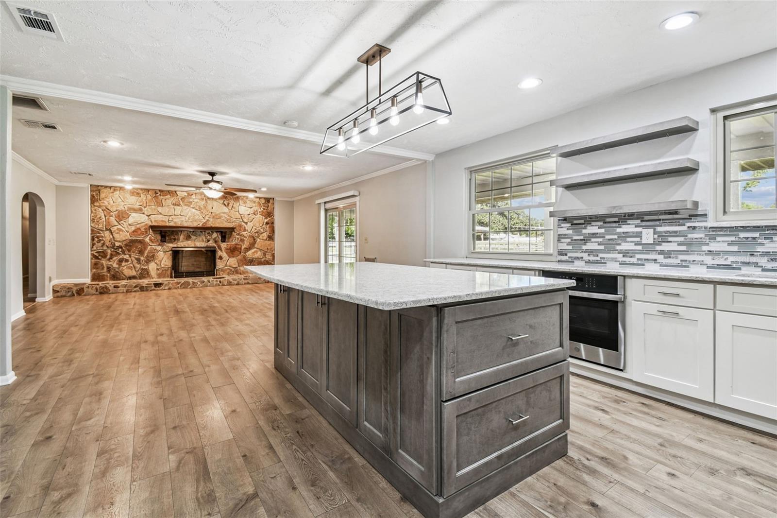 Image 45 of 98 For 10725 Dixon Drive