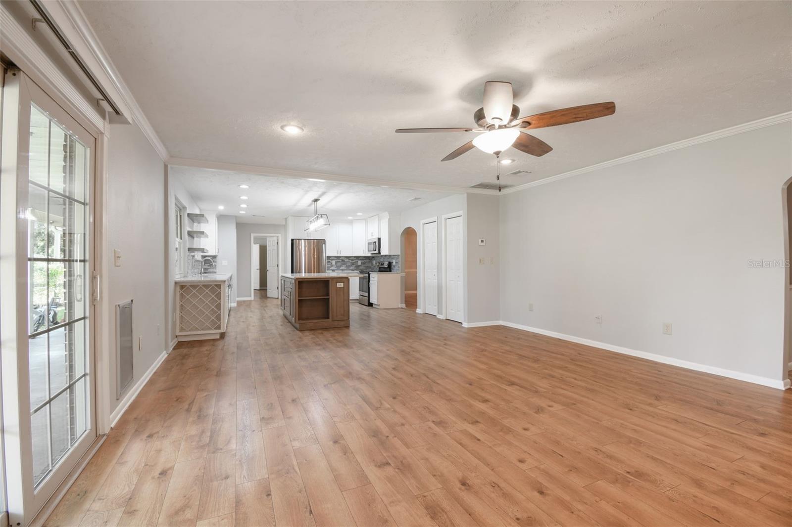 Image 46 of 98 For 10725 Dixon Drive