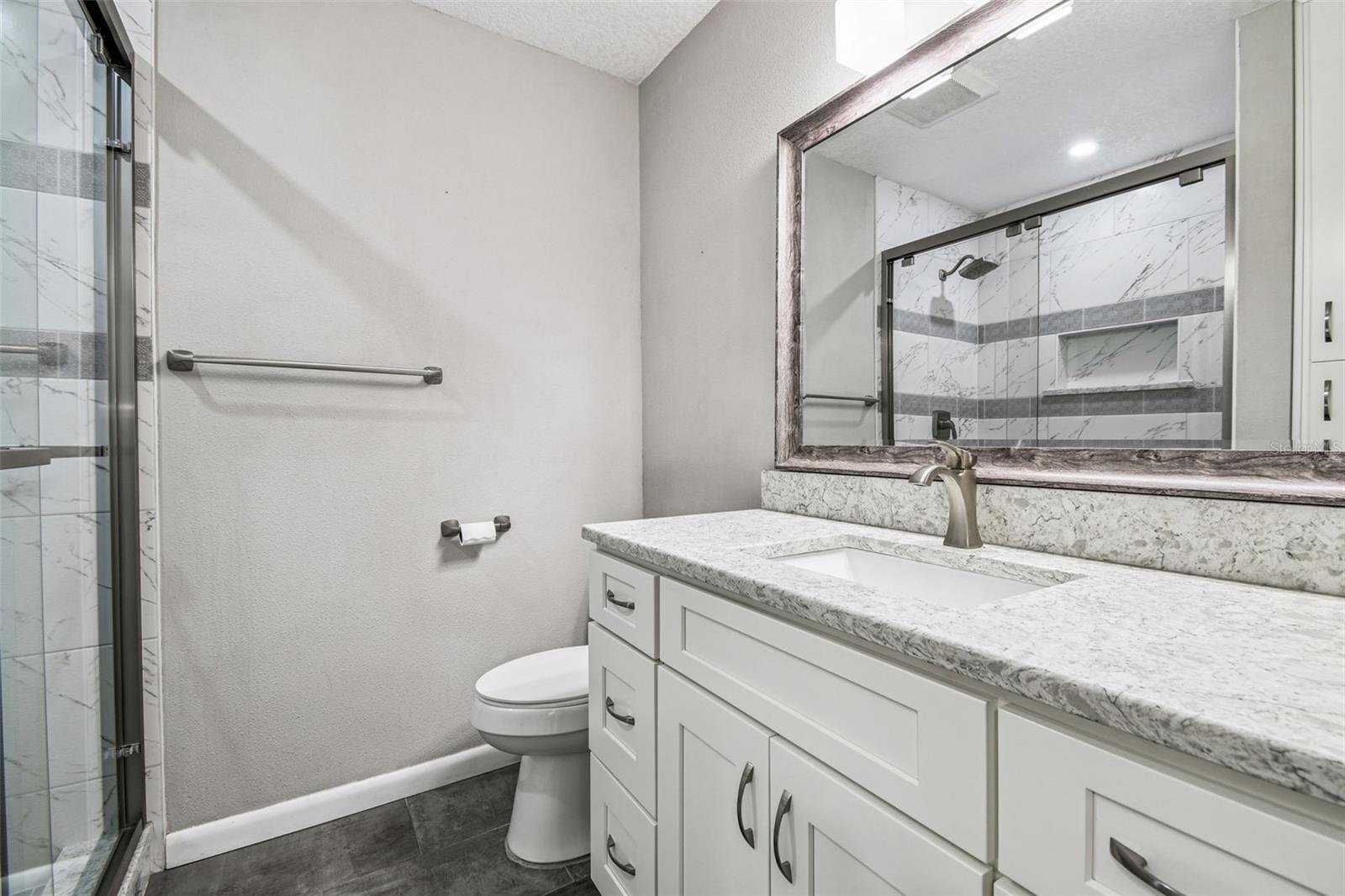 Image 57 of 98 For 10725 Dixon Drive