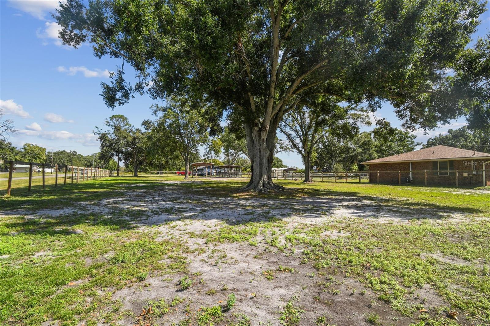 Image 74 of 98 For 10725 Dixon Drive