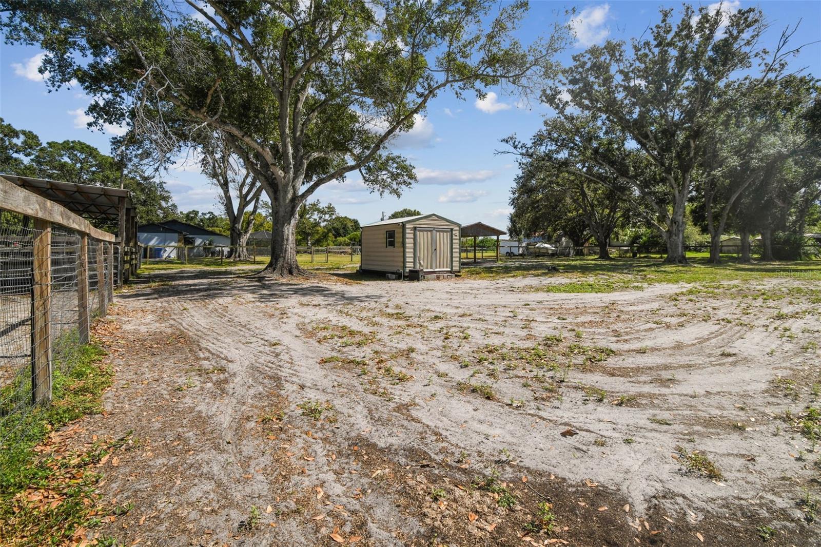 Image 78 of 98 For 10725 Dixon Drive