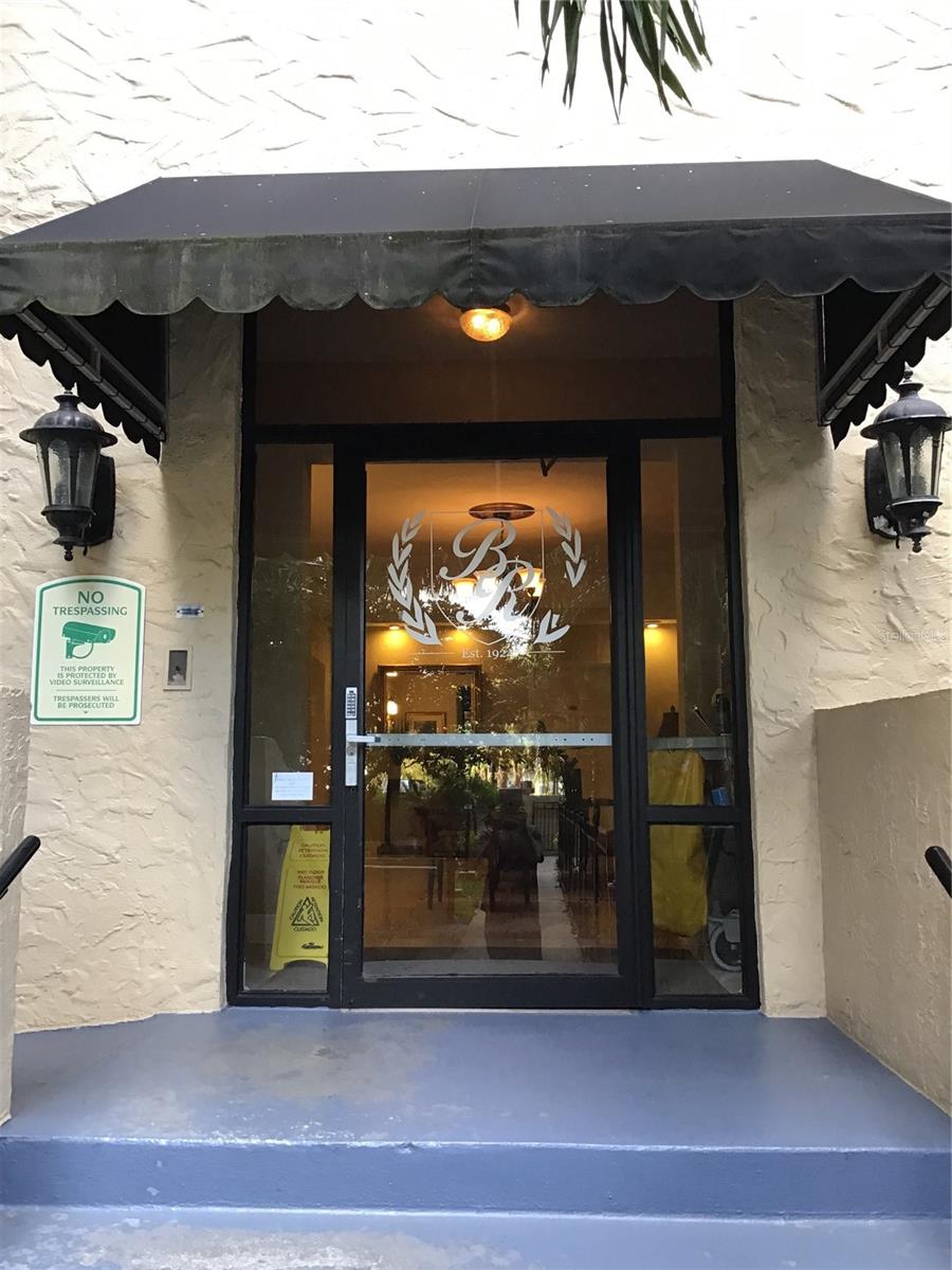 Image 14 of 19 For 2109 Bayshore Boulevard 602