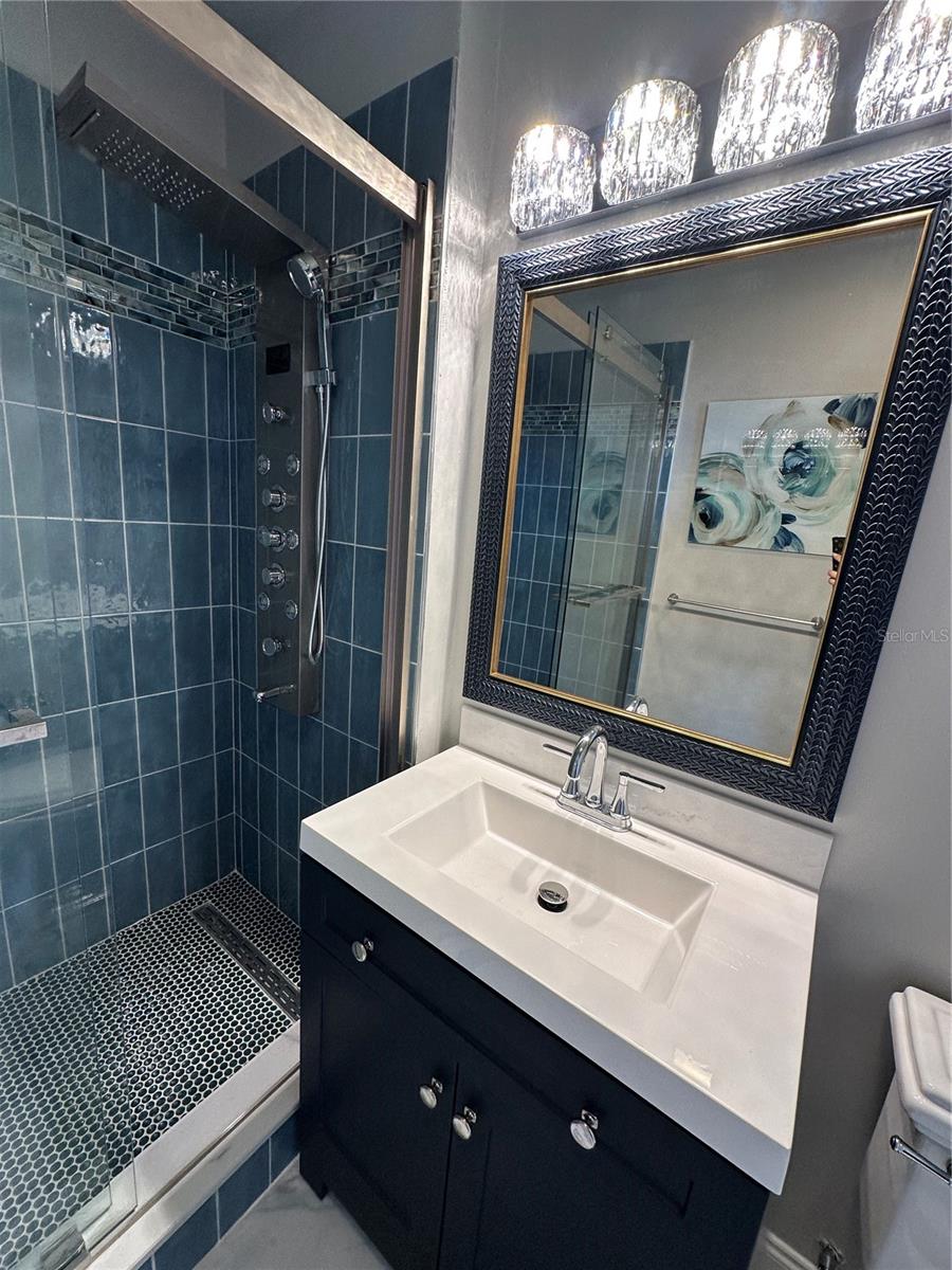 Image 7 of 19 For 2109 Bayshore Boulevard 602