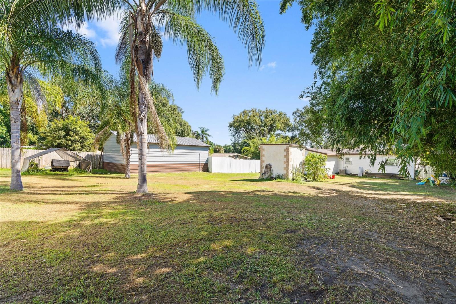 Image 32 of 32 For 2010 Lee Drive