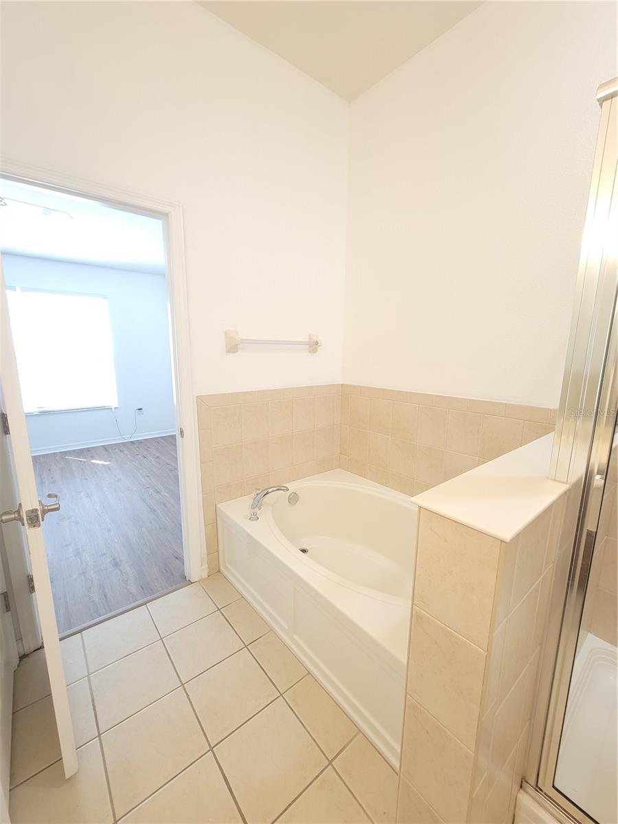 Image 17 of 28 For 6857 46th Way N