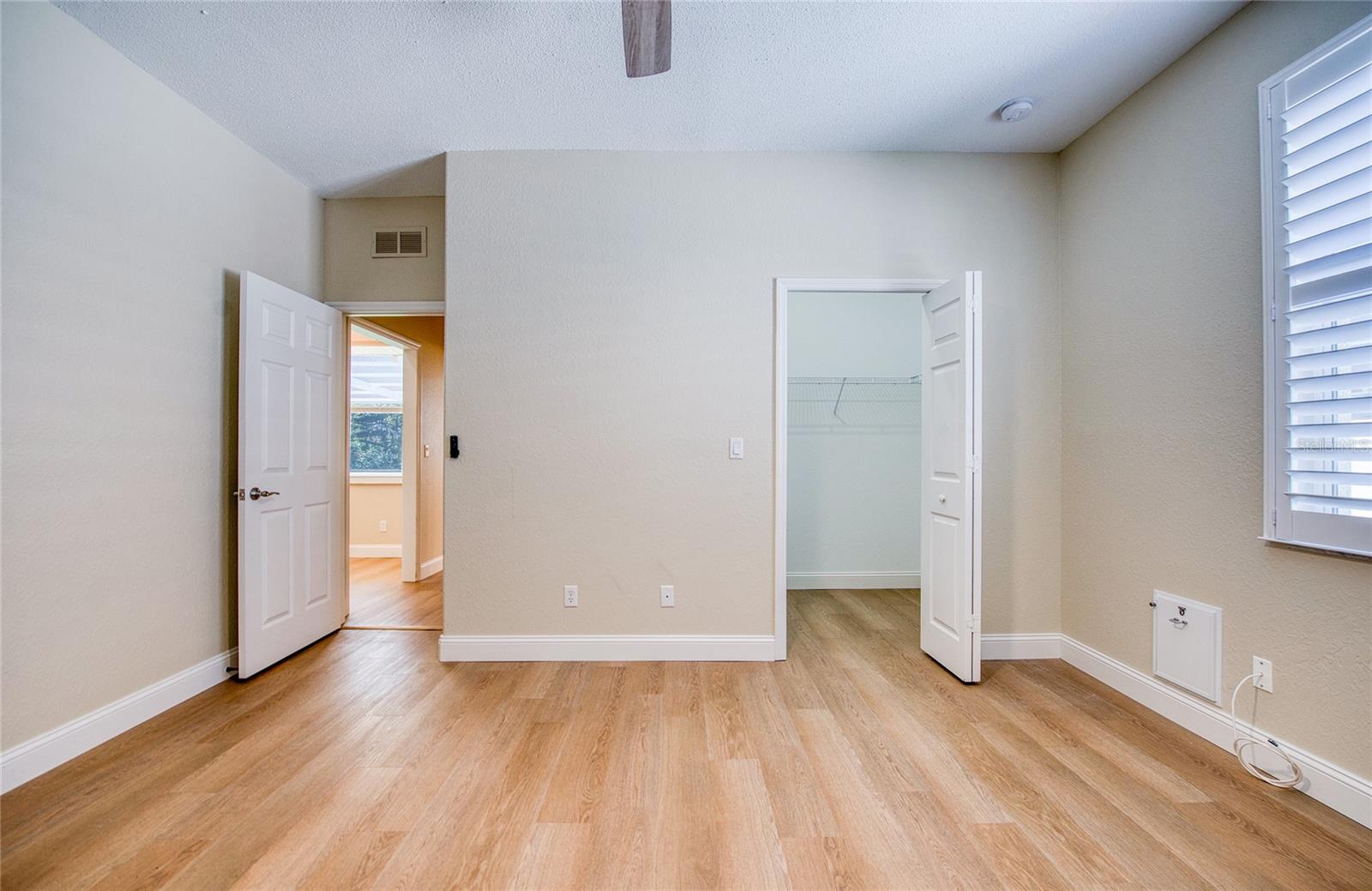 Image 30 of 54 For 13564 Oak Run Court