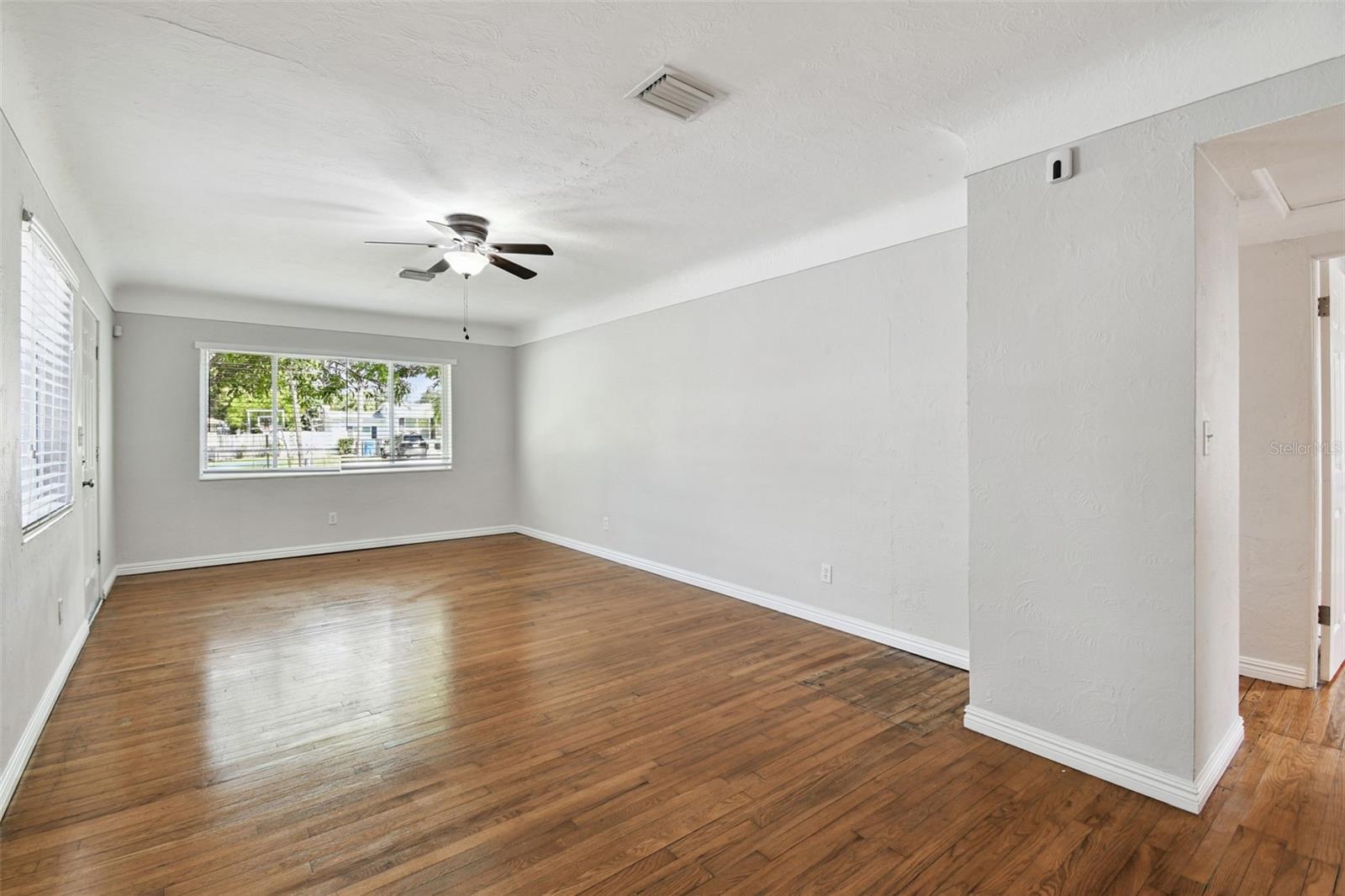 Image 8 of 51 For 5010 8th Avenue N