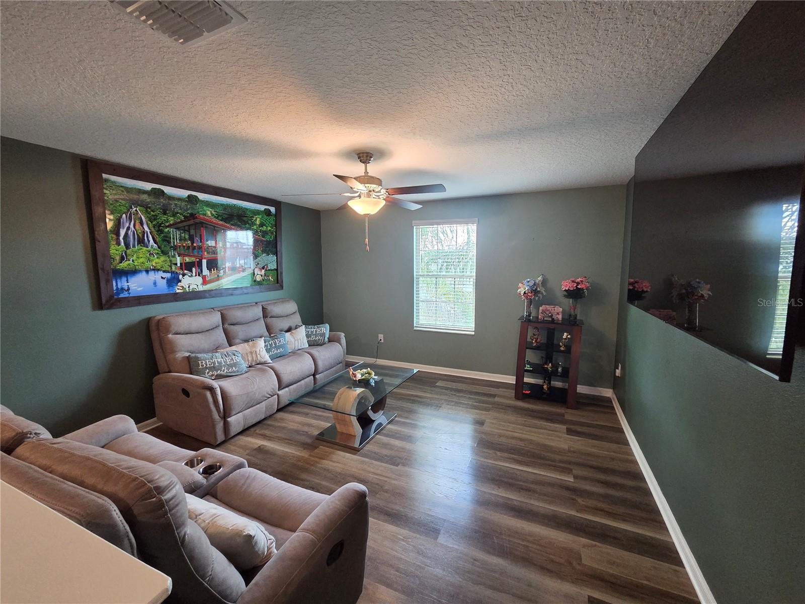 Image 22 of 58 For 11916 Wild Daffodil Court