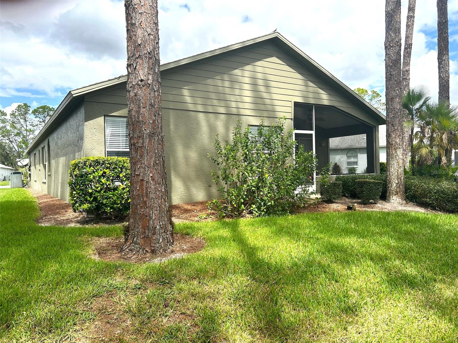 Image 23 of 40 For 11904 Aranda Court