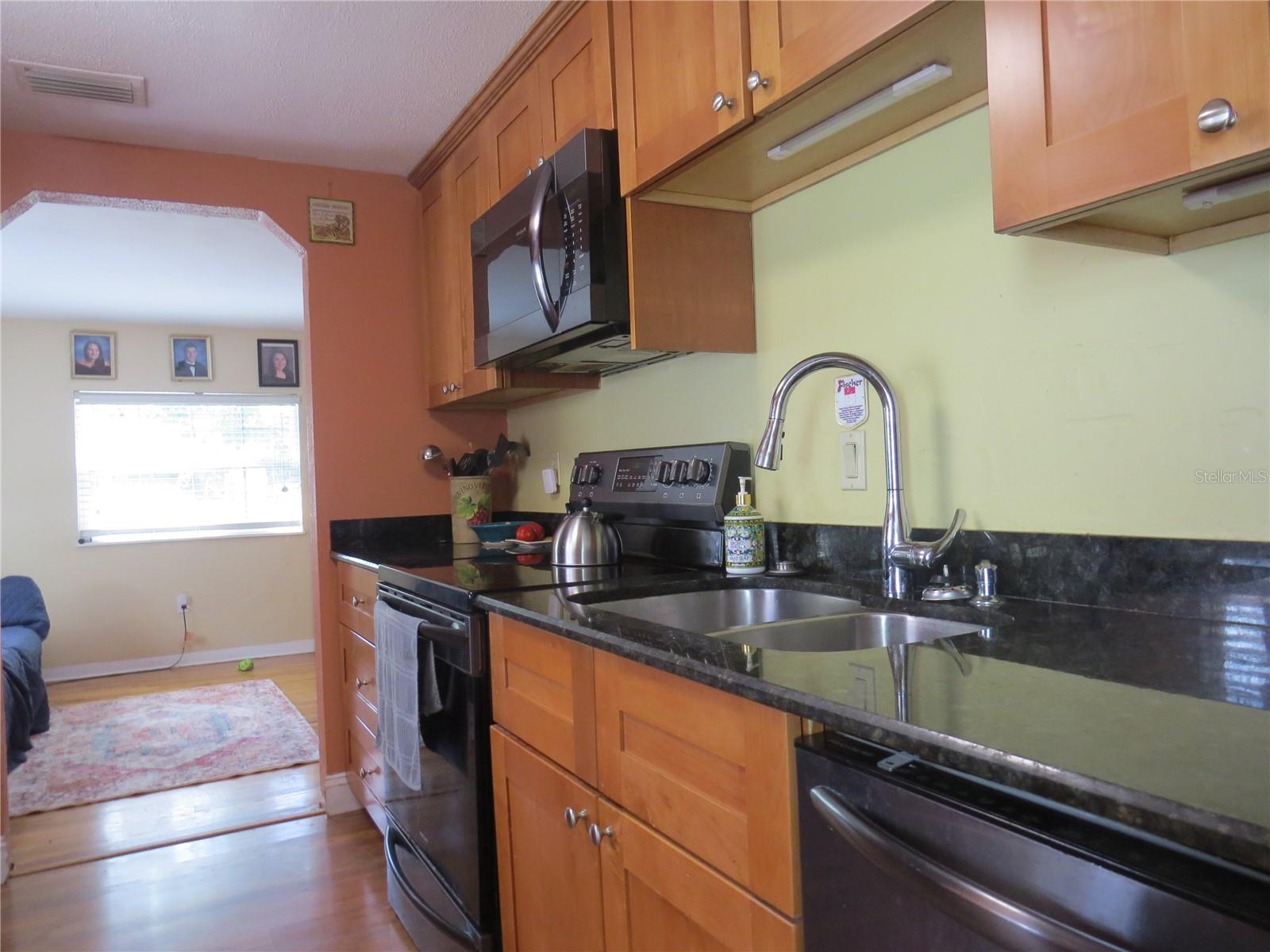 Image 20 of 36 For 4641 41st Avenue N