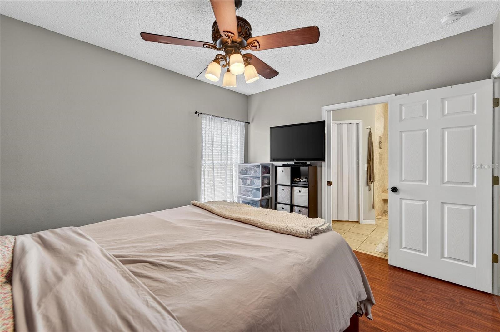 Image 14 of 37 For 6707 Summer Haven Drive