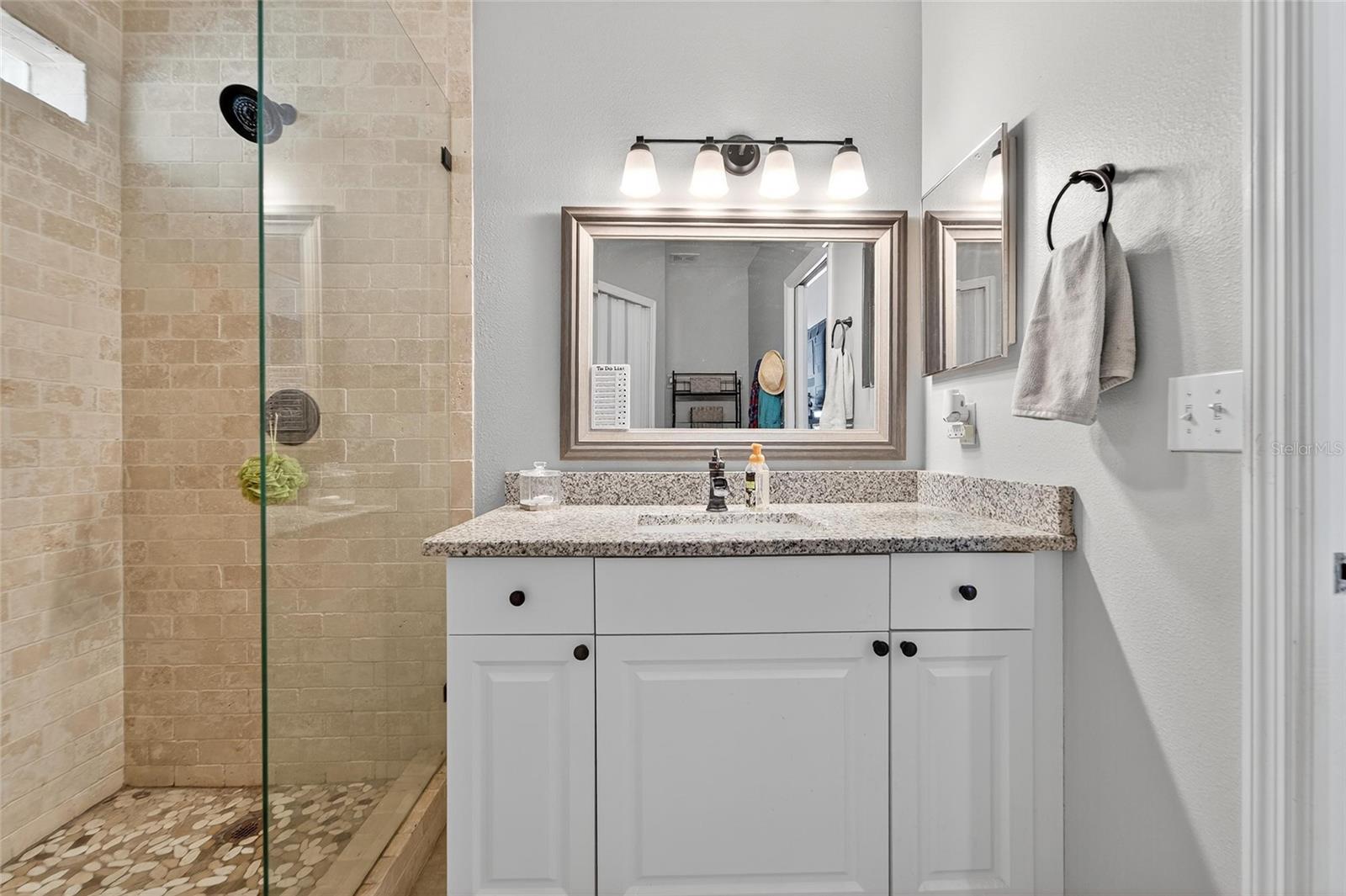 Image 16 of 37 For 6707 Summer Haven Drive