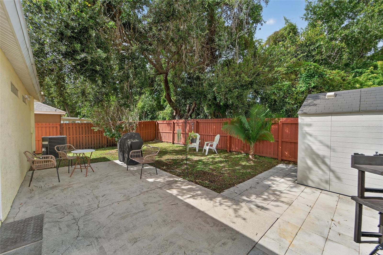 Image 30 of 37 For 6707 Summer Haven Drive
