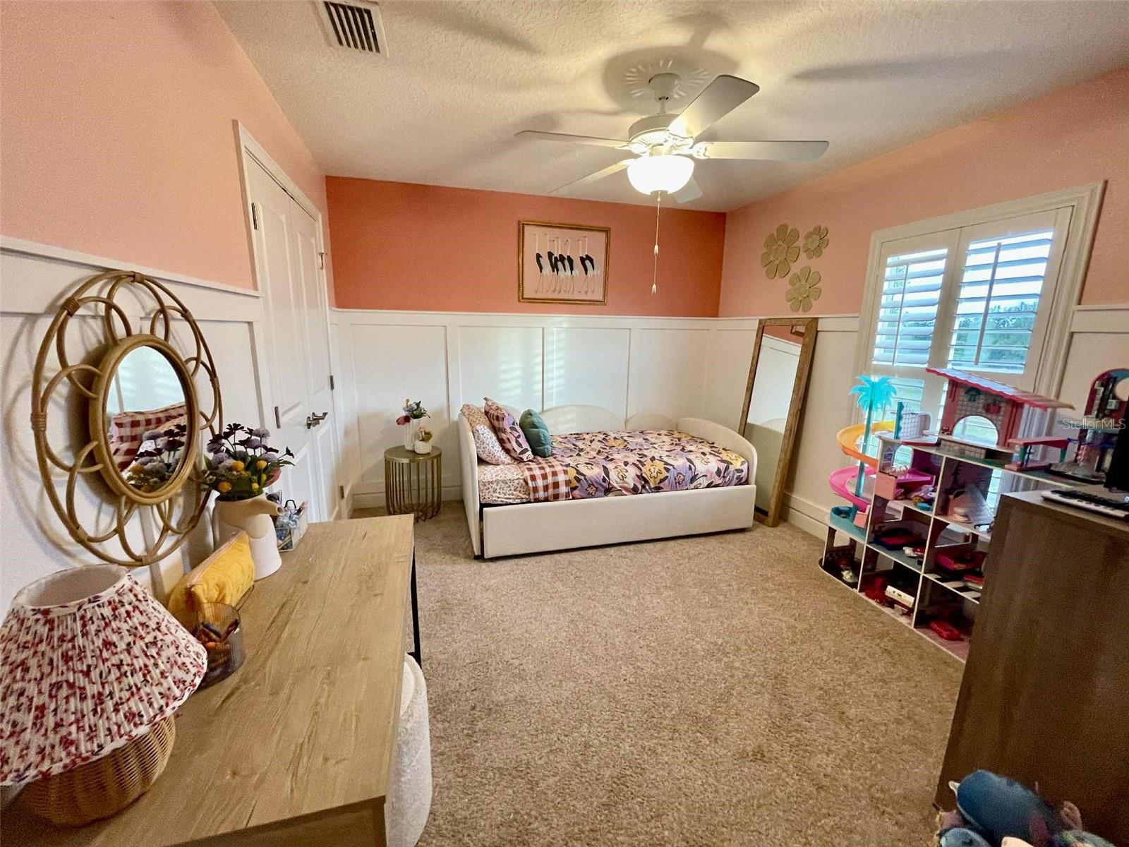 Image 19 of 49 For 2610 Grace Mnr