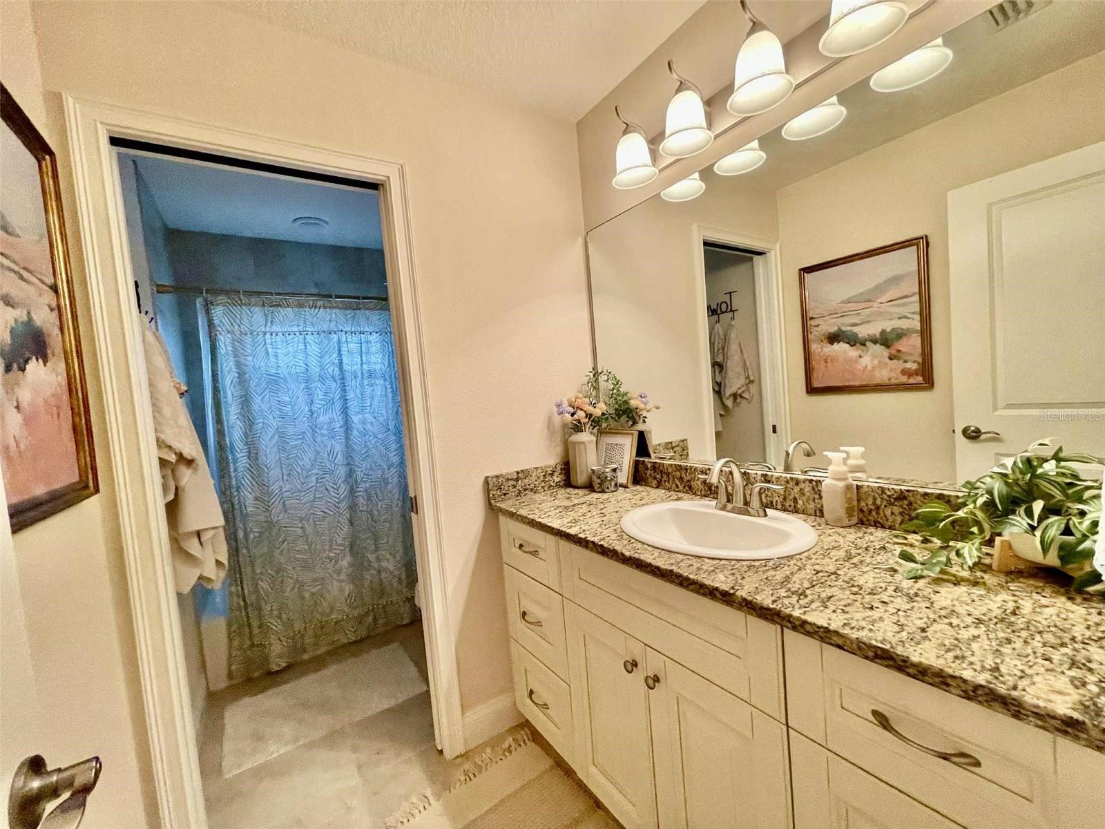 Image 22 of 49 For 2610 Grace Mnr