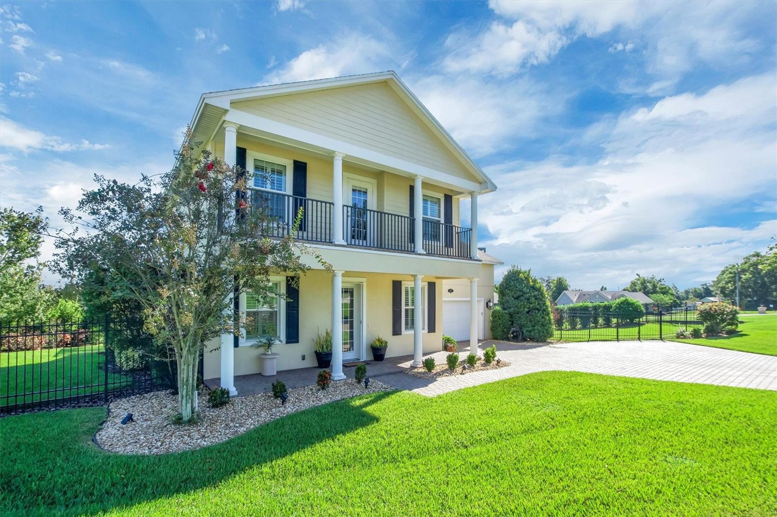 Image 37 of 49 For 2610 Grace Mnr