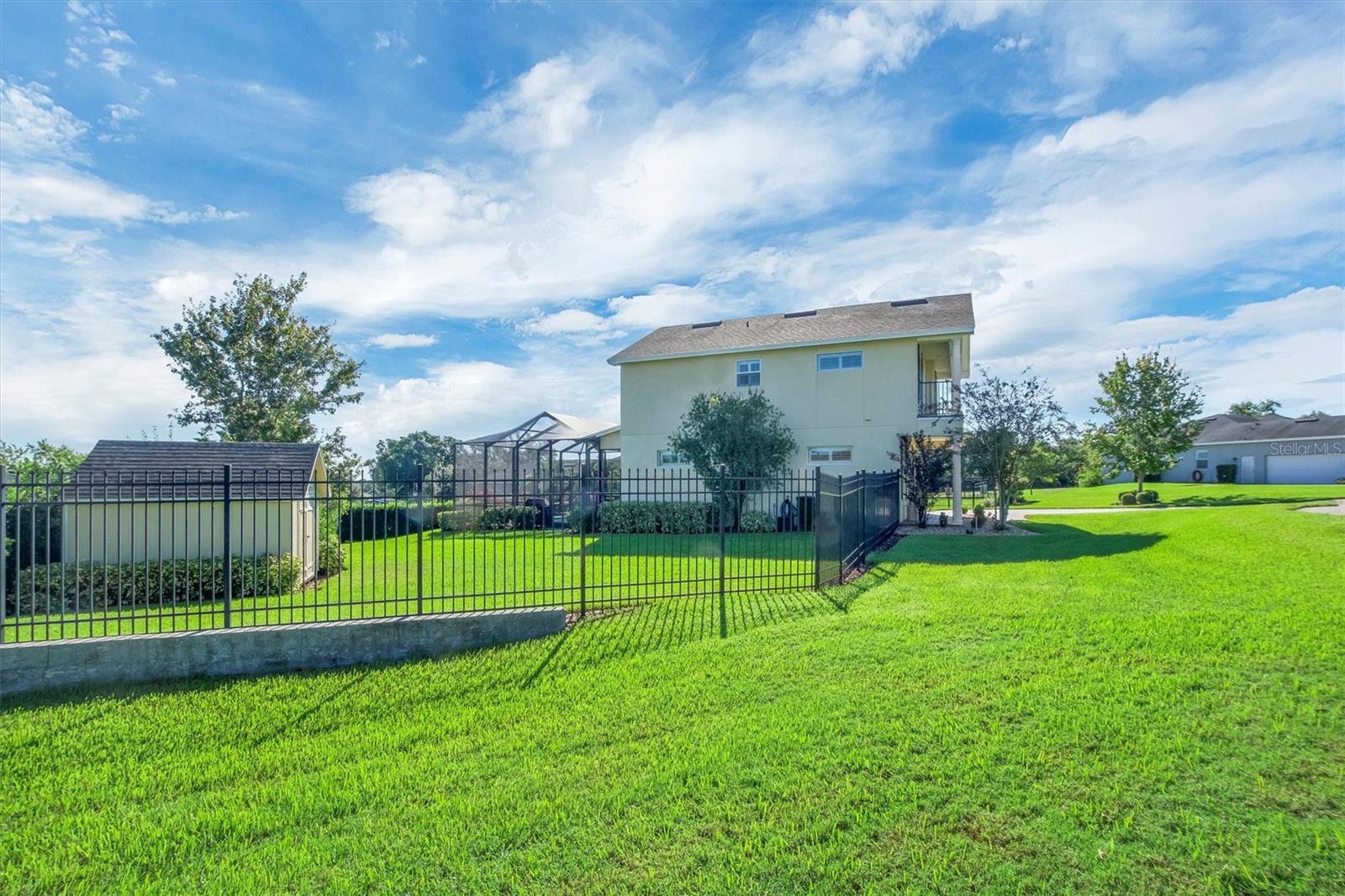 Image 38 of 49 For 2610 Grace Mnr