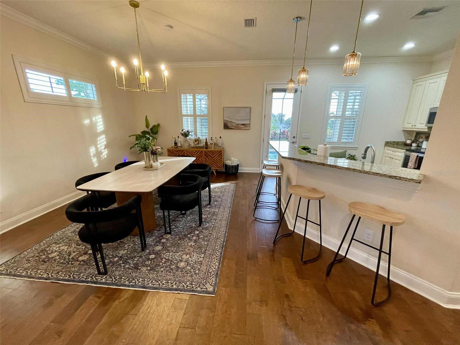 Image 6 of 49 For 2610 Grace Mnr