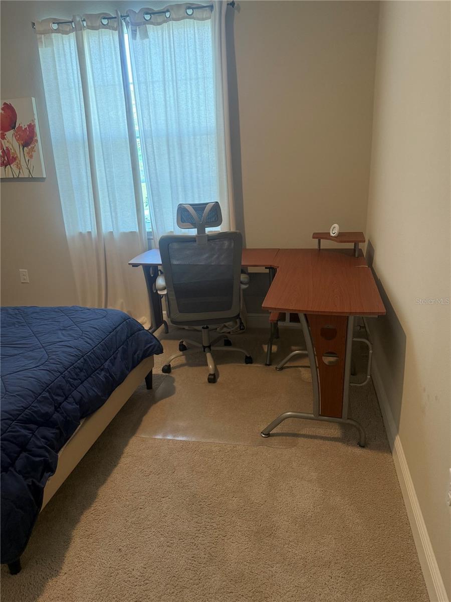 Image 22 of 46 For 222 Mangrove Manor Drive