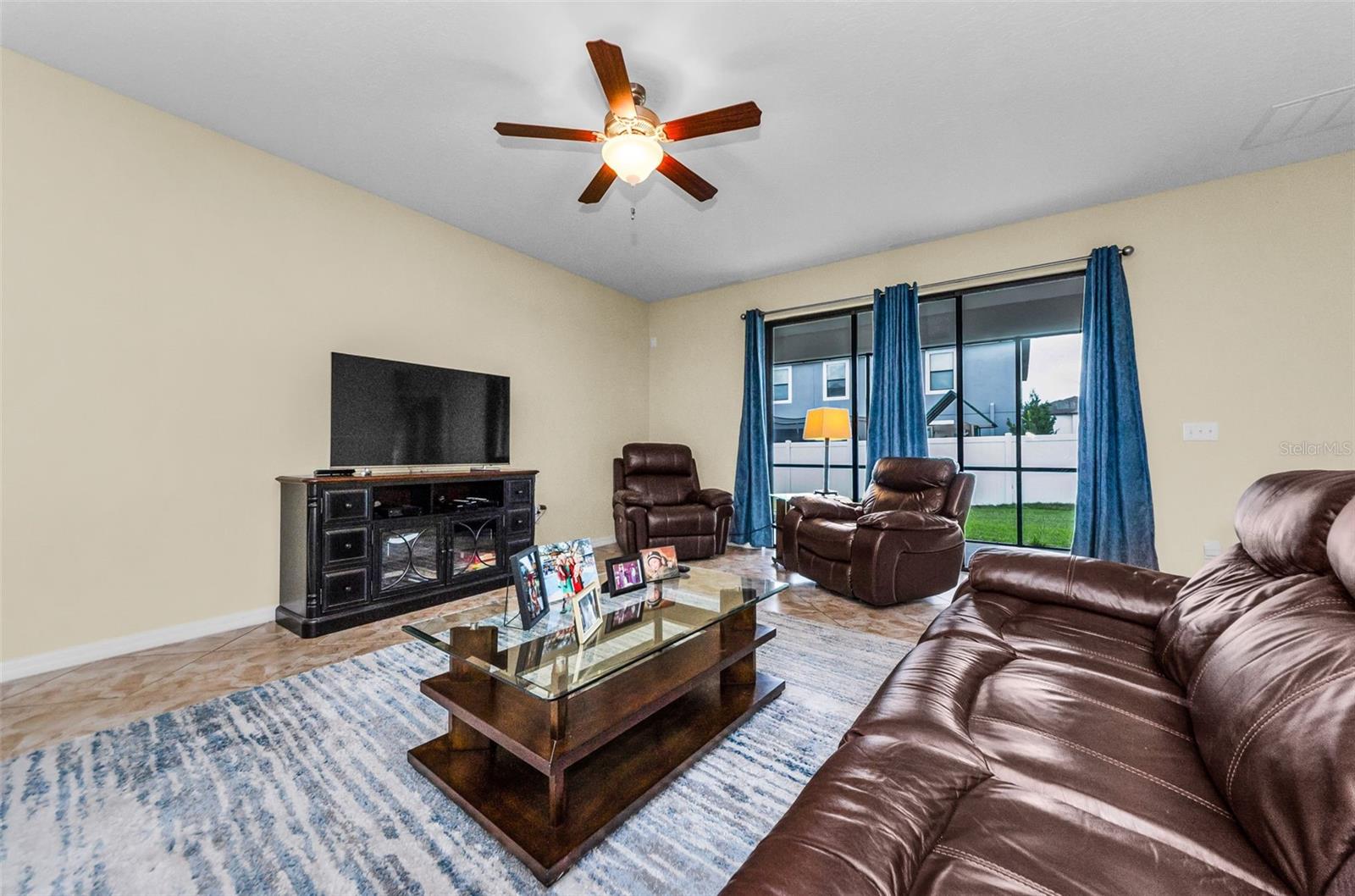 Image 11 of 47 For 1193 Lawnview Terrace