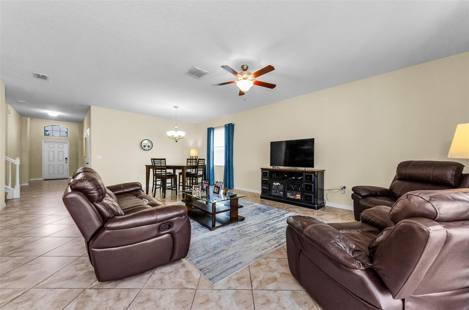 Image 14 of 47 For 1193 Lawnview Terrace