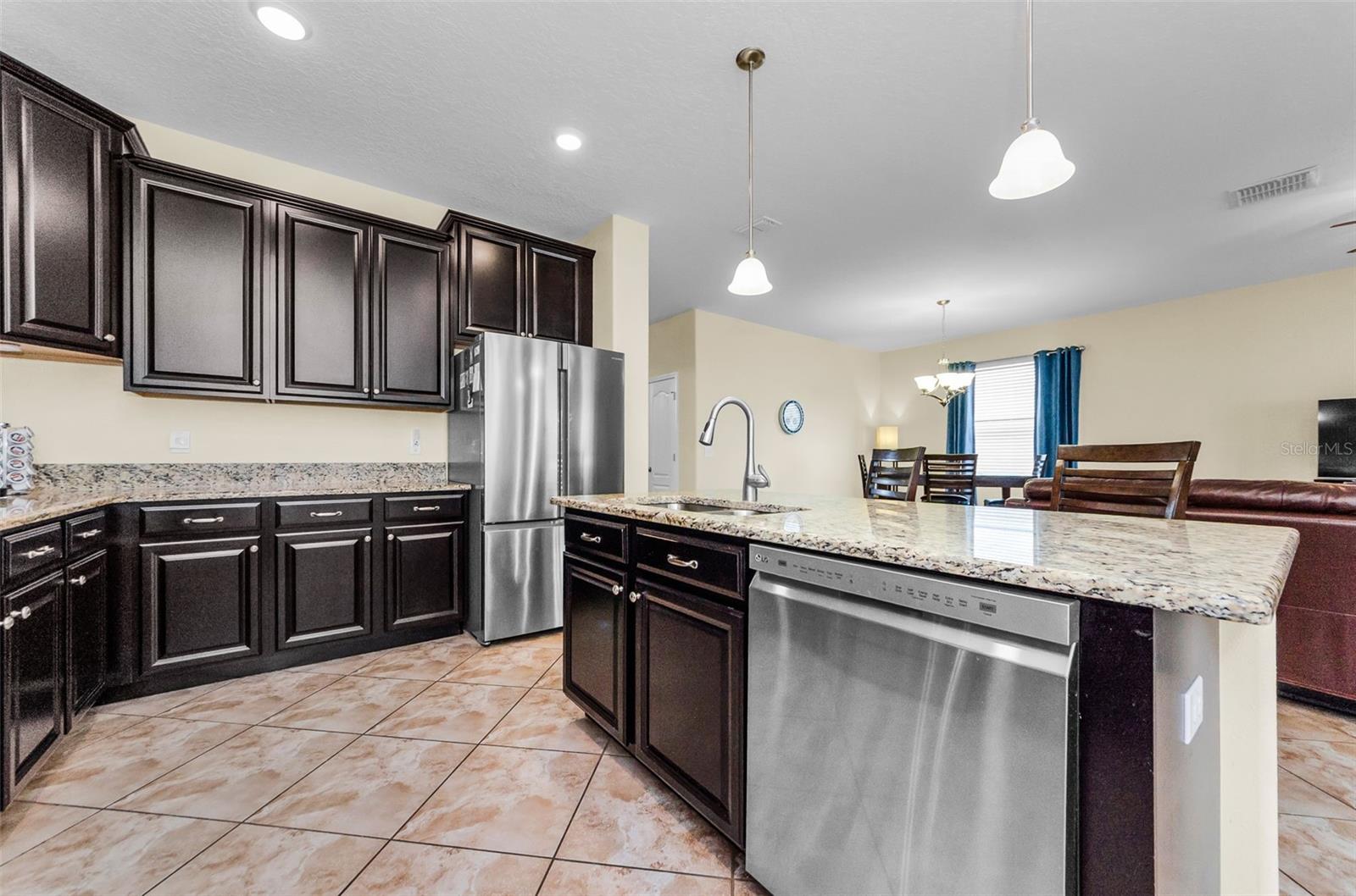 Image 23 of 47 For 1193 Lawnview Terrace