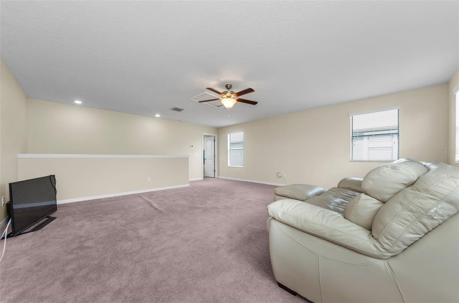 Image 37 of 47 For 1193 Lawnview Terrace