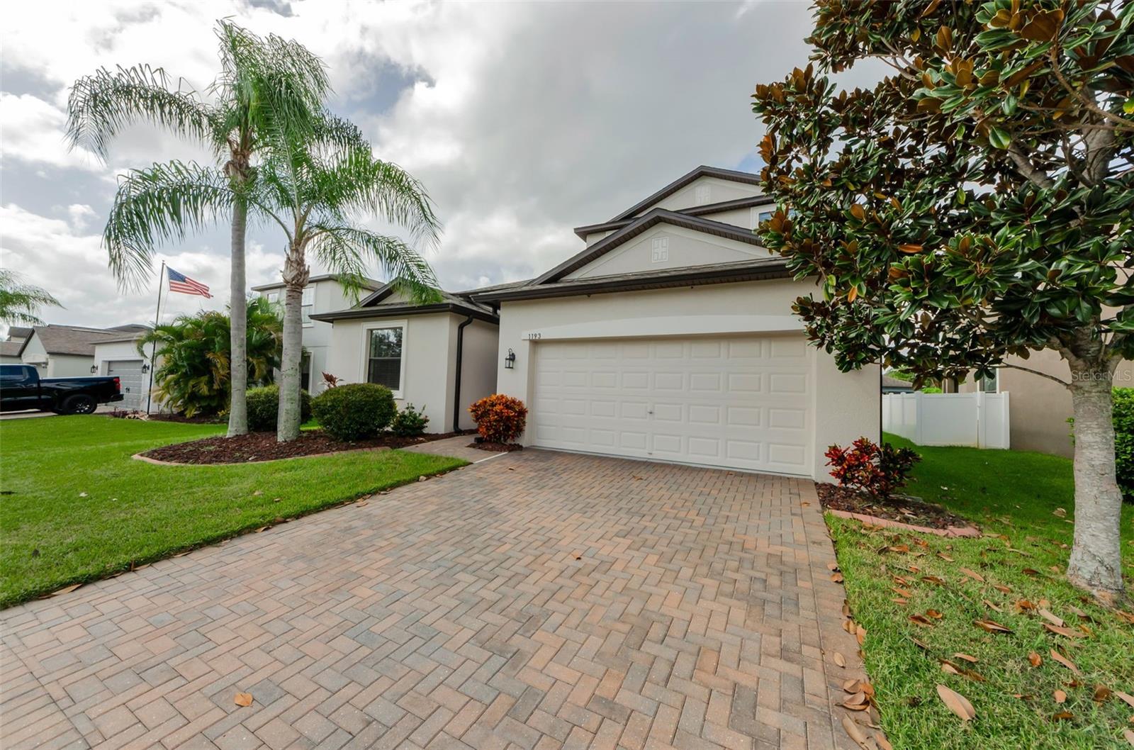 Image 4 of 47 For 1193 Lawnview Terrace